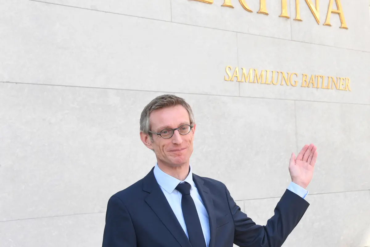 Nun weist Ralph Gleis in der Albertina den Weg