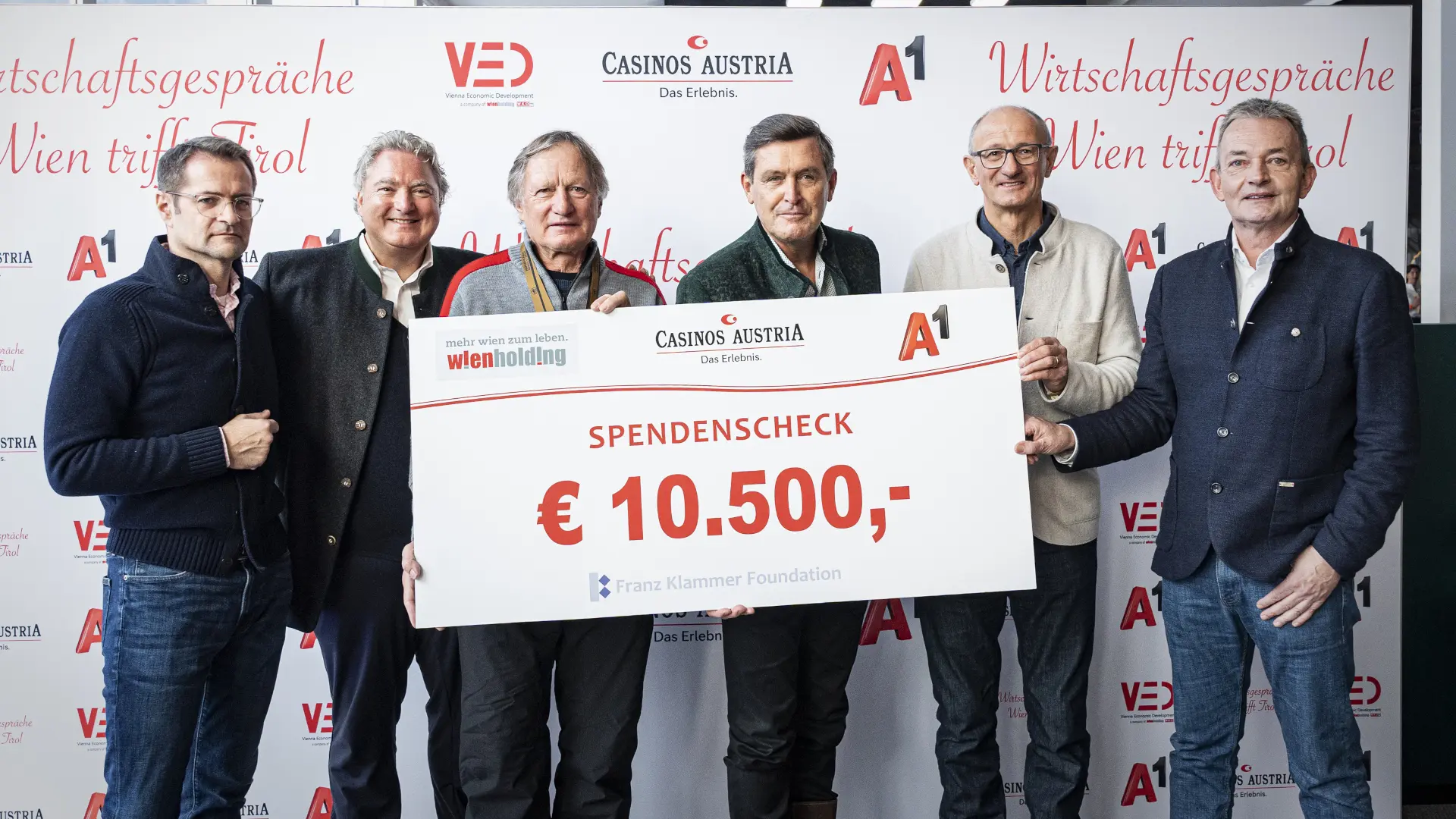 Kitzbühel: Franz Klammer dankt für 10.500 Euro Spenden