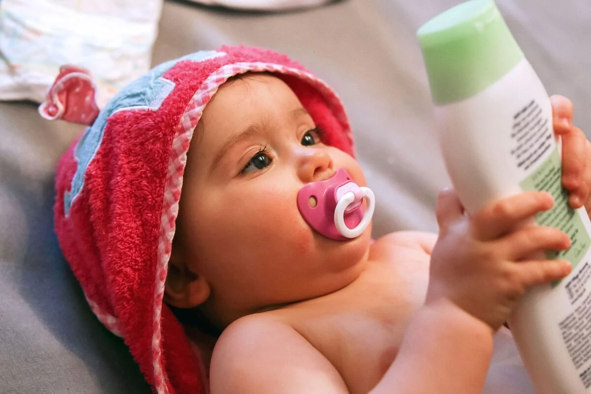 19 von 26 getesteten Babypflegecremes bekamen die Note "sehr gut"