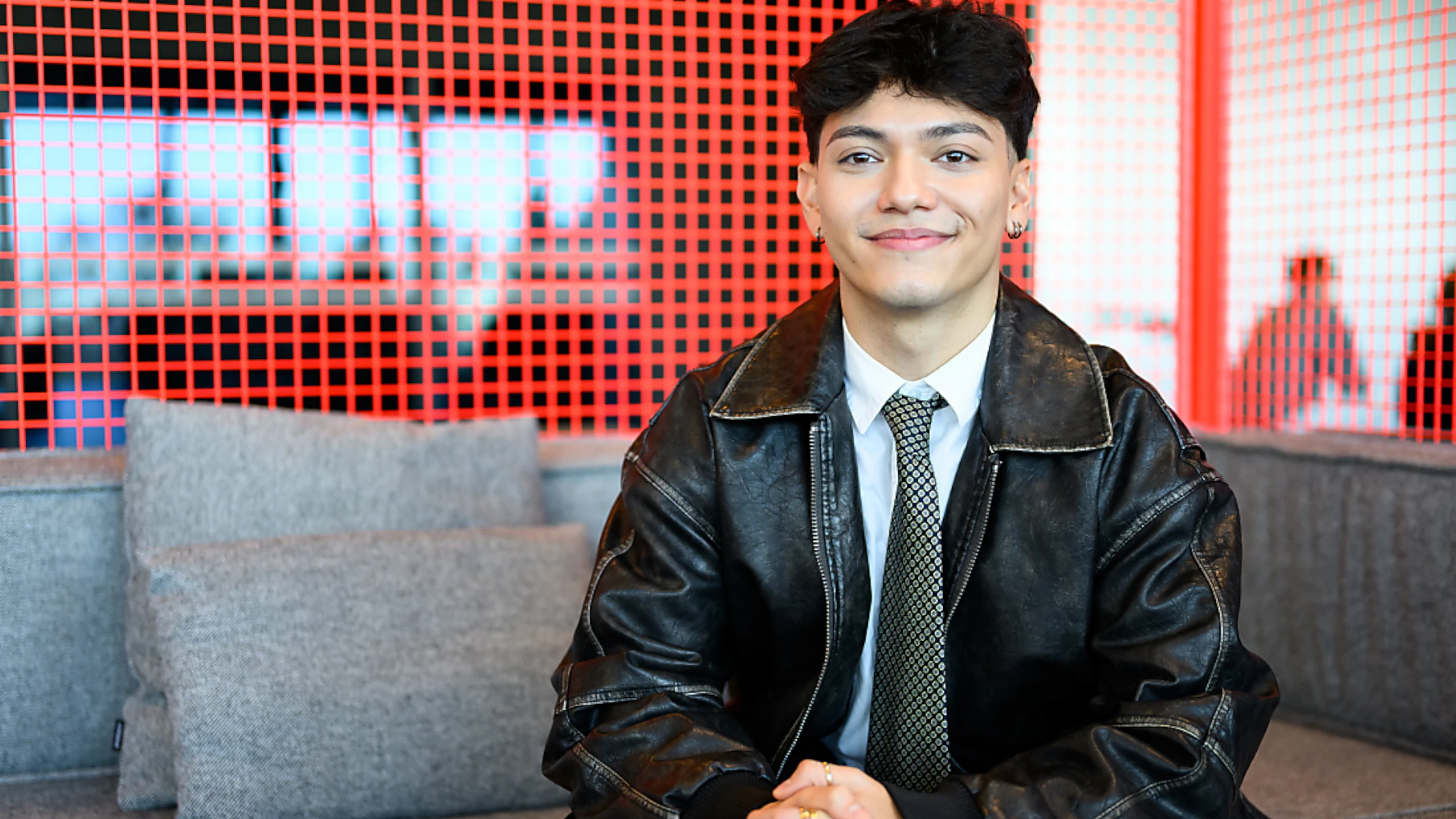ESC-Kandidat JJ: „Der Song, den ich singen werde ist Popera – eine Mischung aus Pop und Oper“