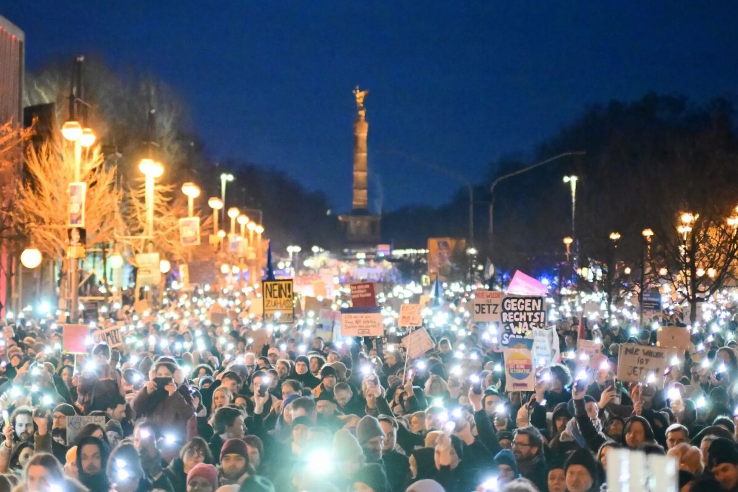 Zehntausende gingen in Berlin auf die Straßen