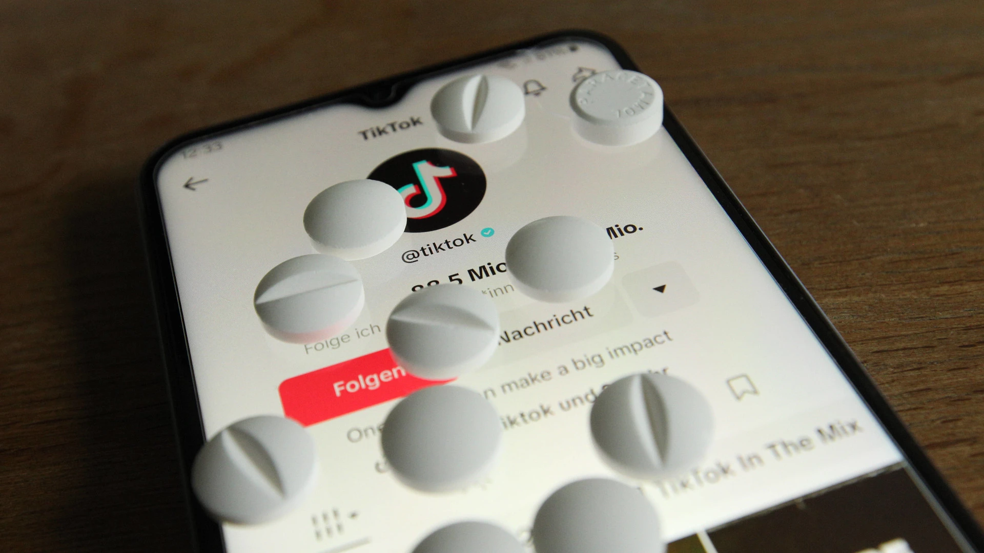 „Paracetamol-Challenge“: Pharmafirmen warnen vor angeblich „lebensgefährlichem TikTok-Trend“