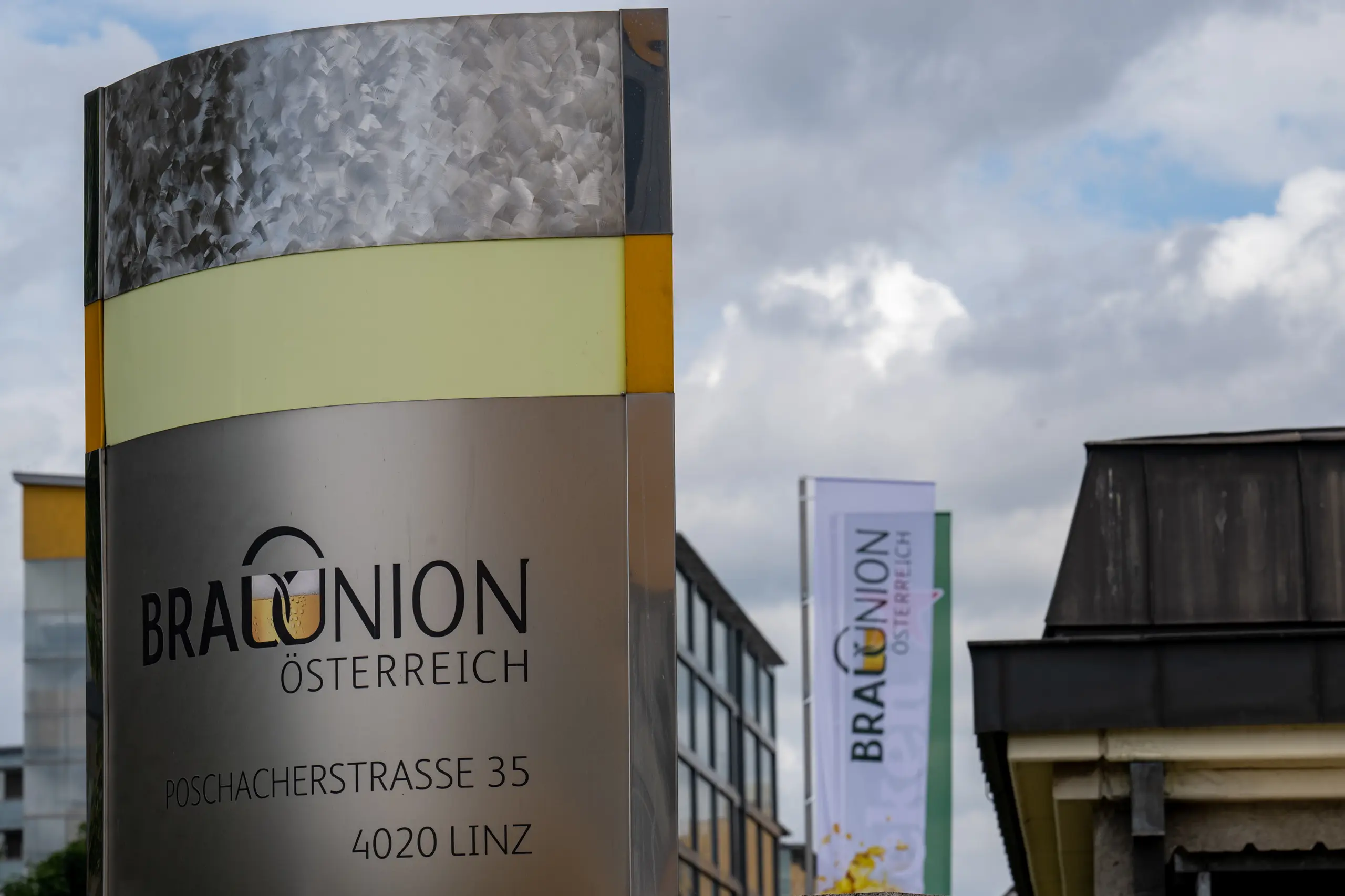 Außenansicht der Firmenzentrale der Brau Union in Linz