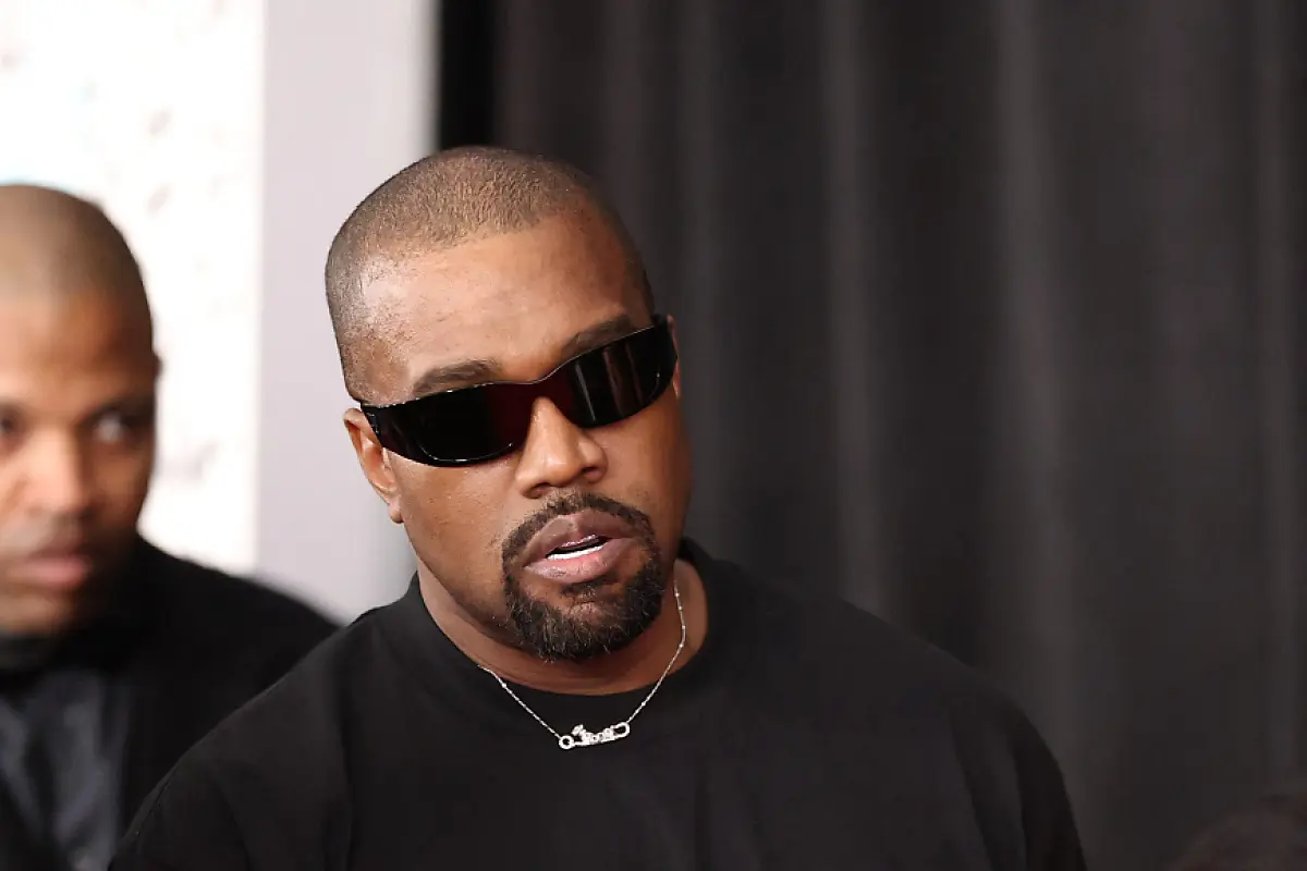 Kanye West fiel wiederholt mit Hitler verherrlichenden Kommentaren auf
