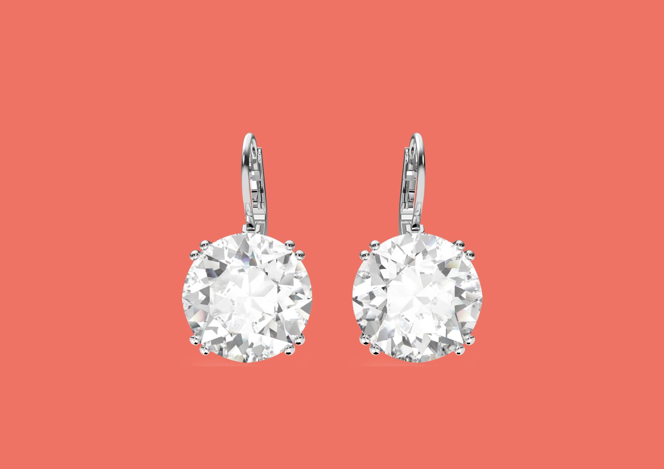 Gewinnen Sie 1 von 10 Paar Swarovski Ohrringe!