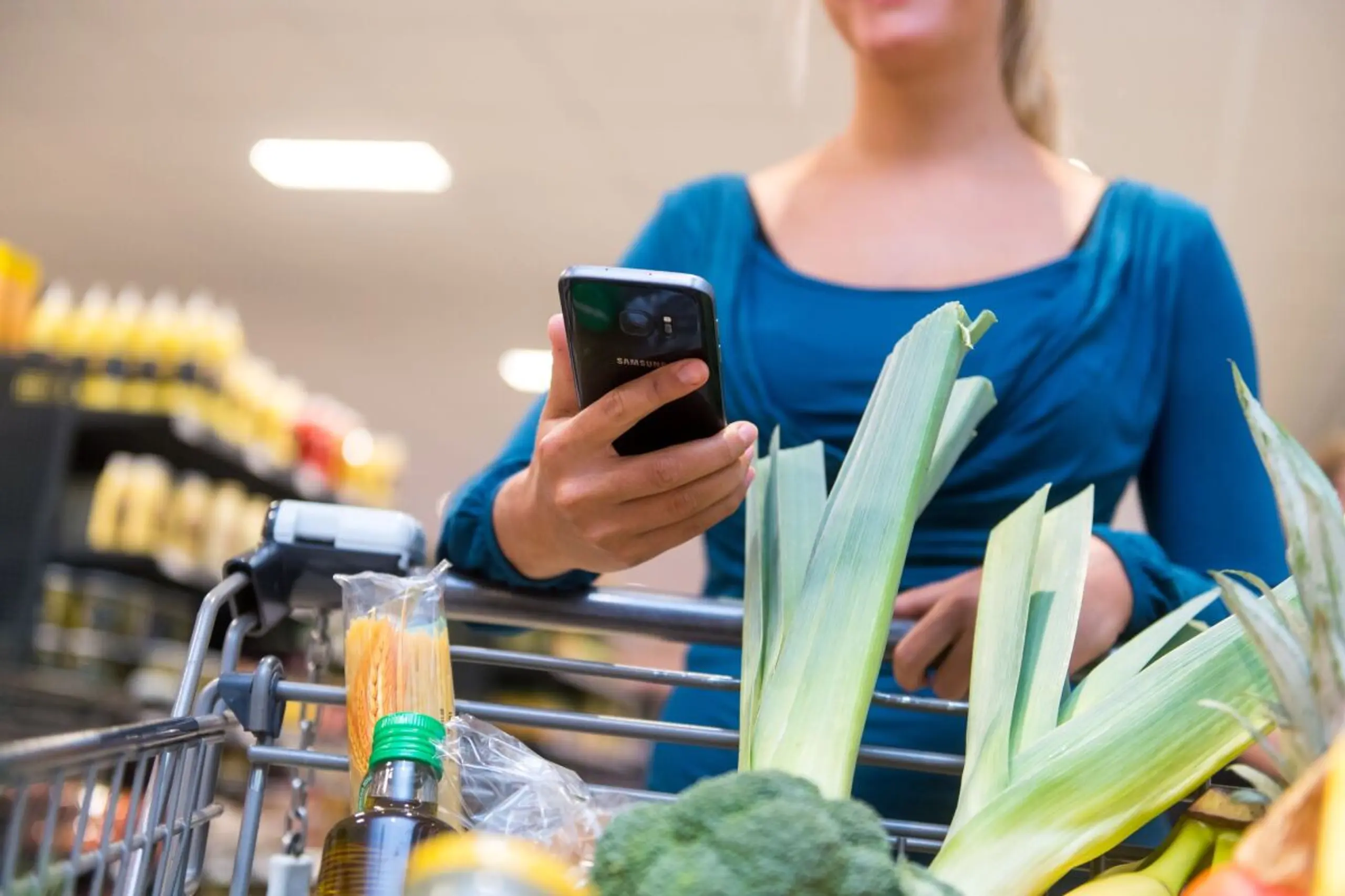 Egal ob Einkaufzettel oder Smartphone-App: Wichtig ist zu wissen, was man kaufen will