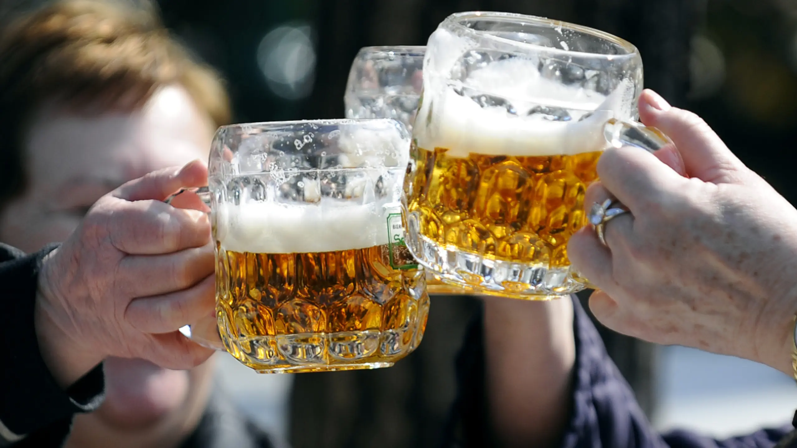 Vor allem in der Gastronomie wurde zuletzt weniger Bier genossen