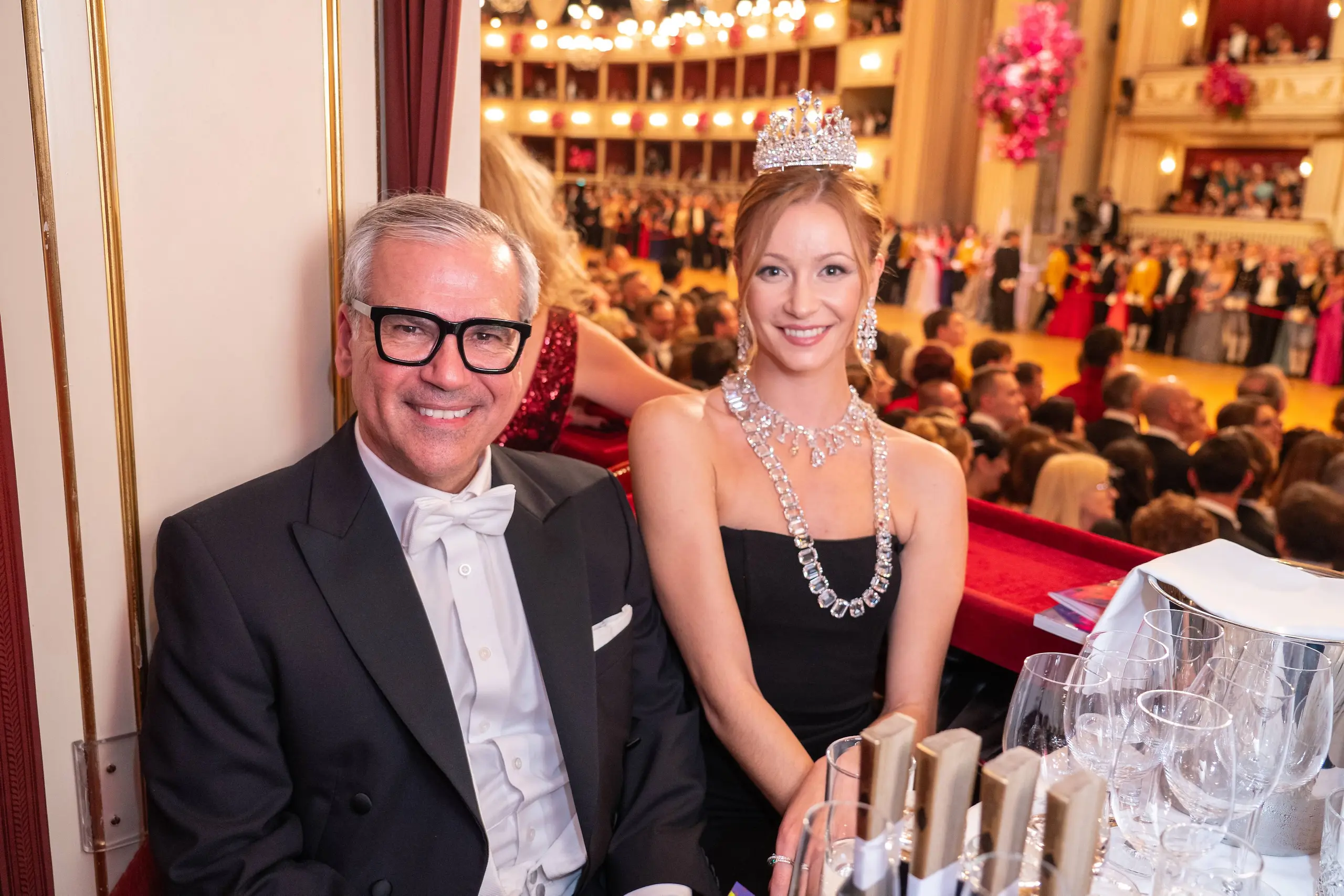 Opernball & Co: Bei Swarovski brodelt es