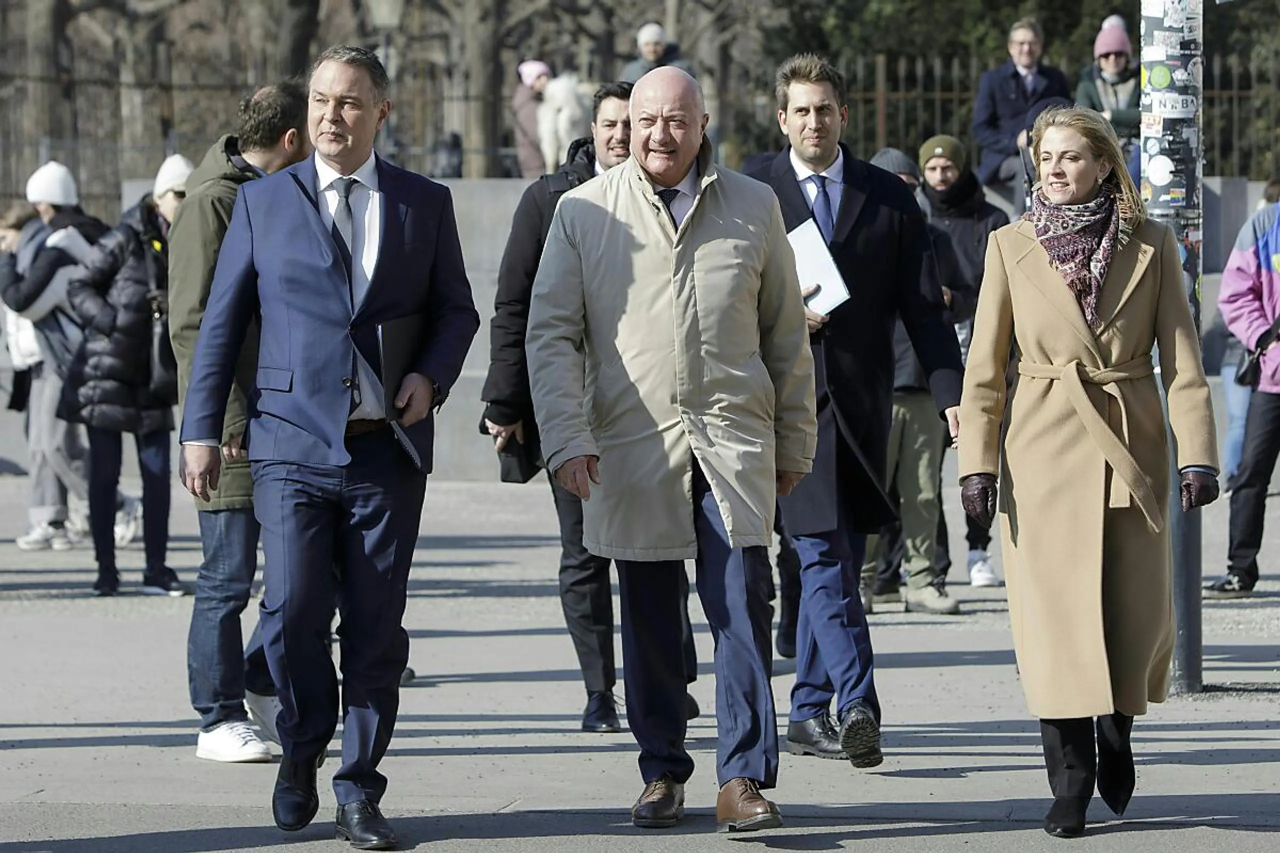 Weiter warten auf die Dreierkoalition