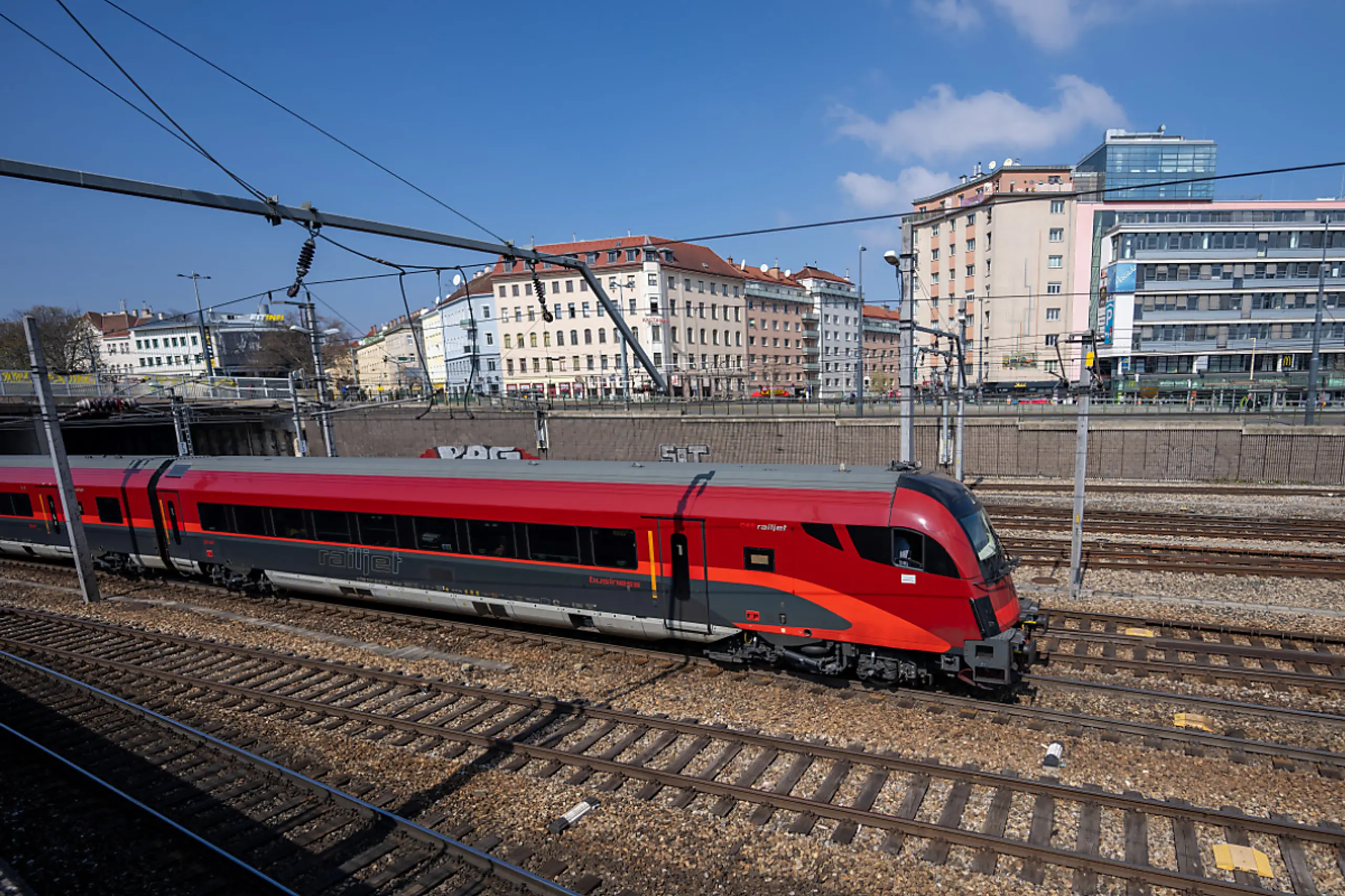 Railjet auf Wiener Gleisen (Archivbild)