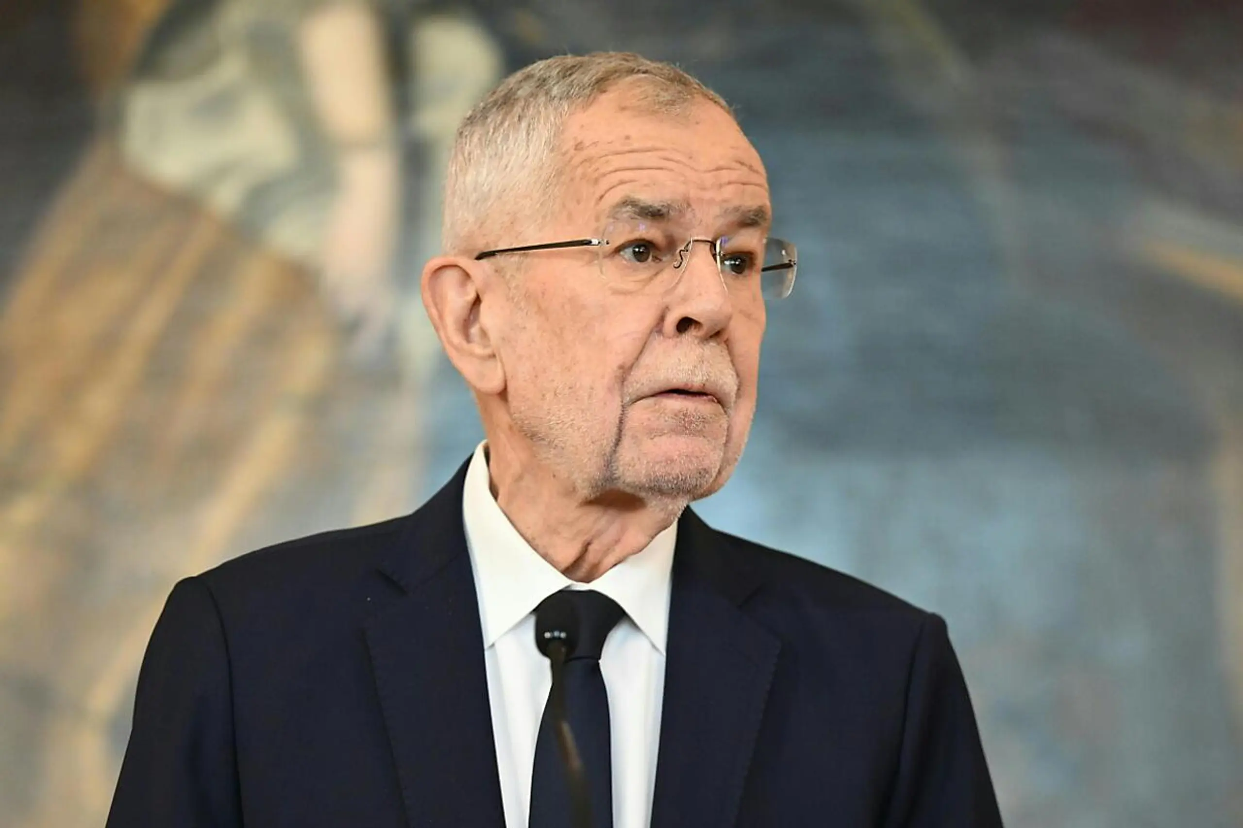 Van der Bellen muss noch auf Regierung warten