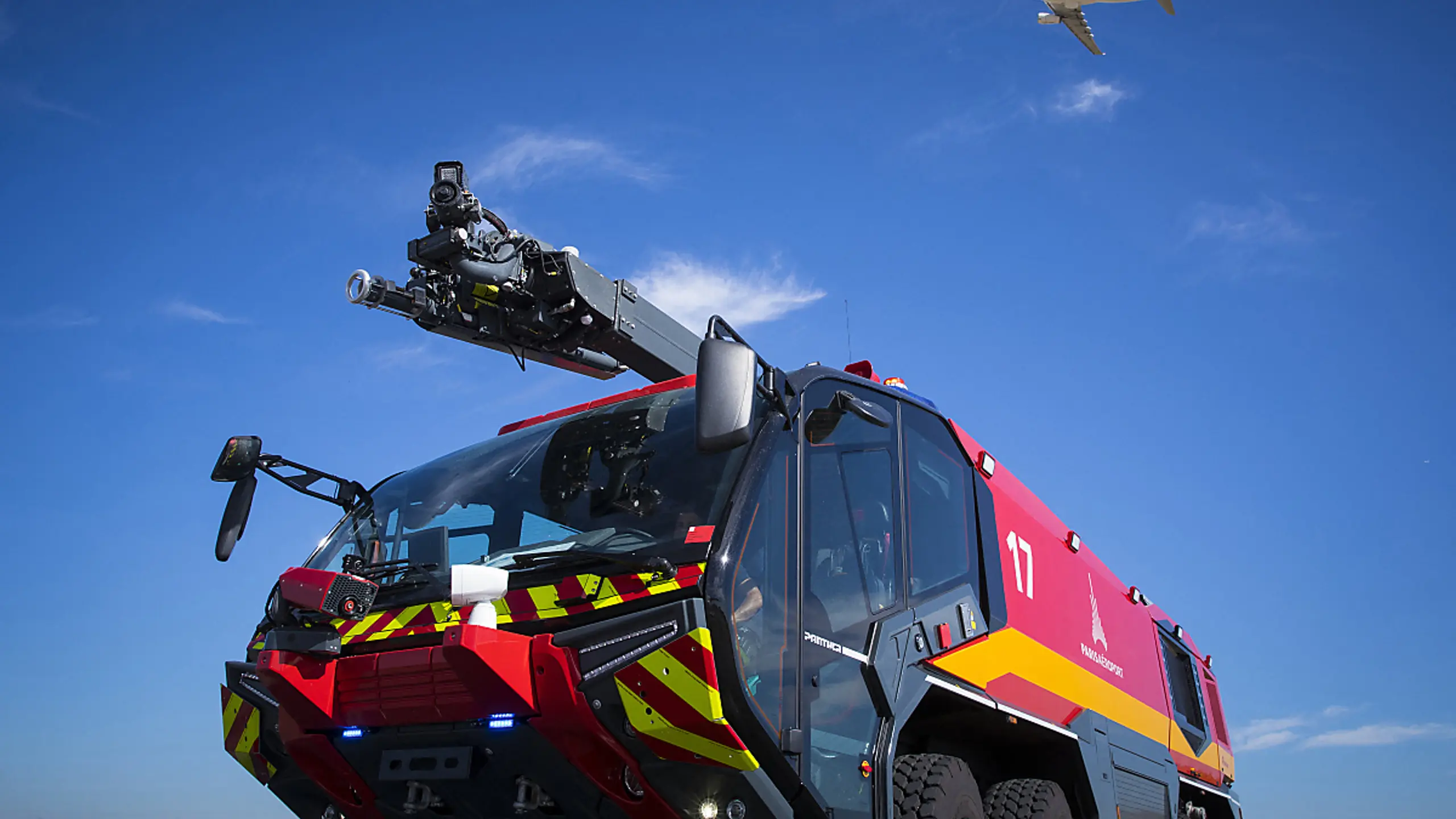 Feuerwehrausrüster Rosenbauer