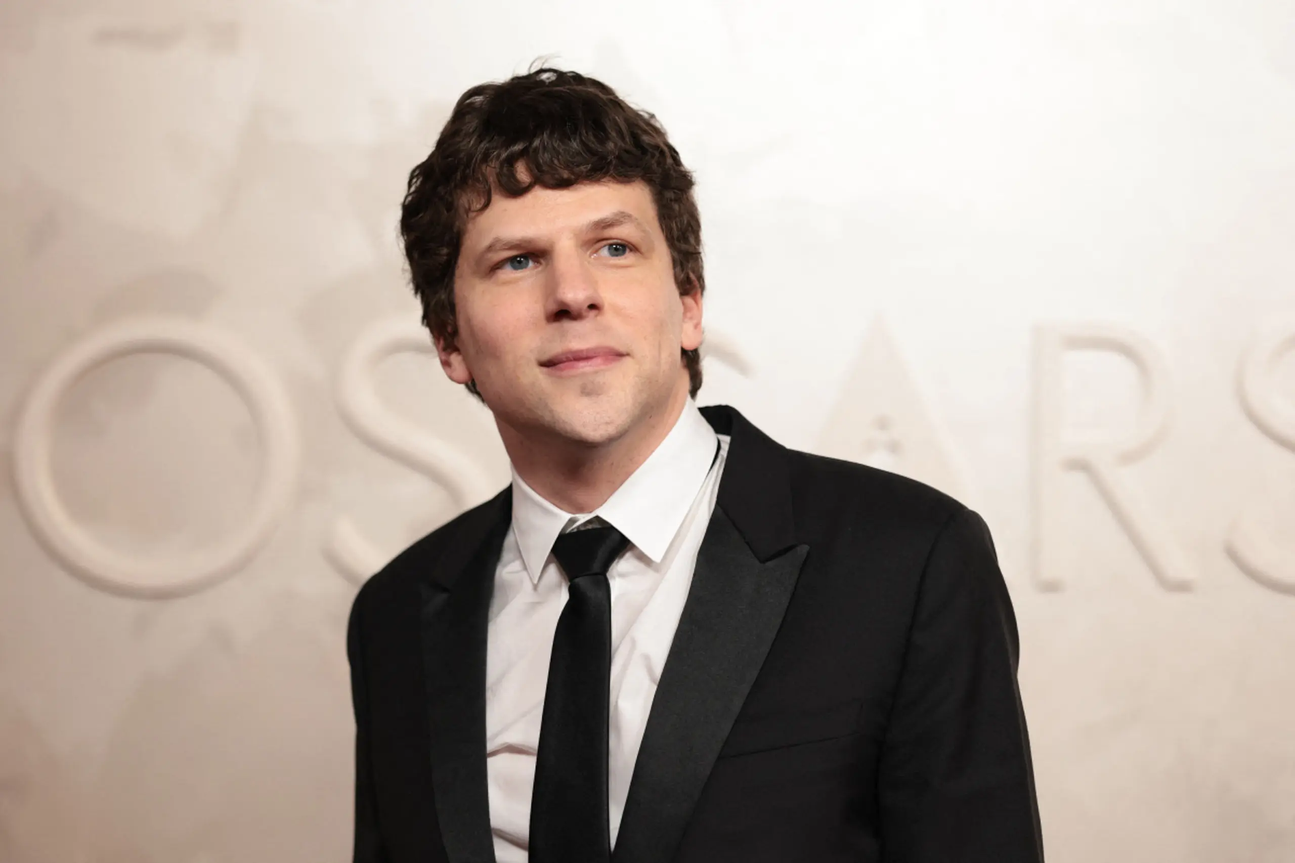 Jesse Eisenberg will Verbindung zu Polen wieder aufbauen