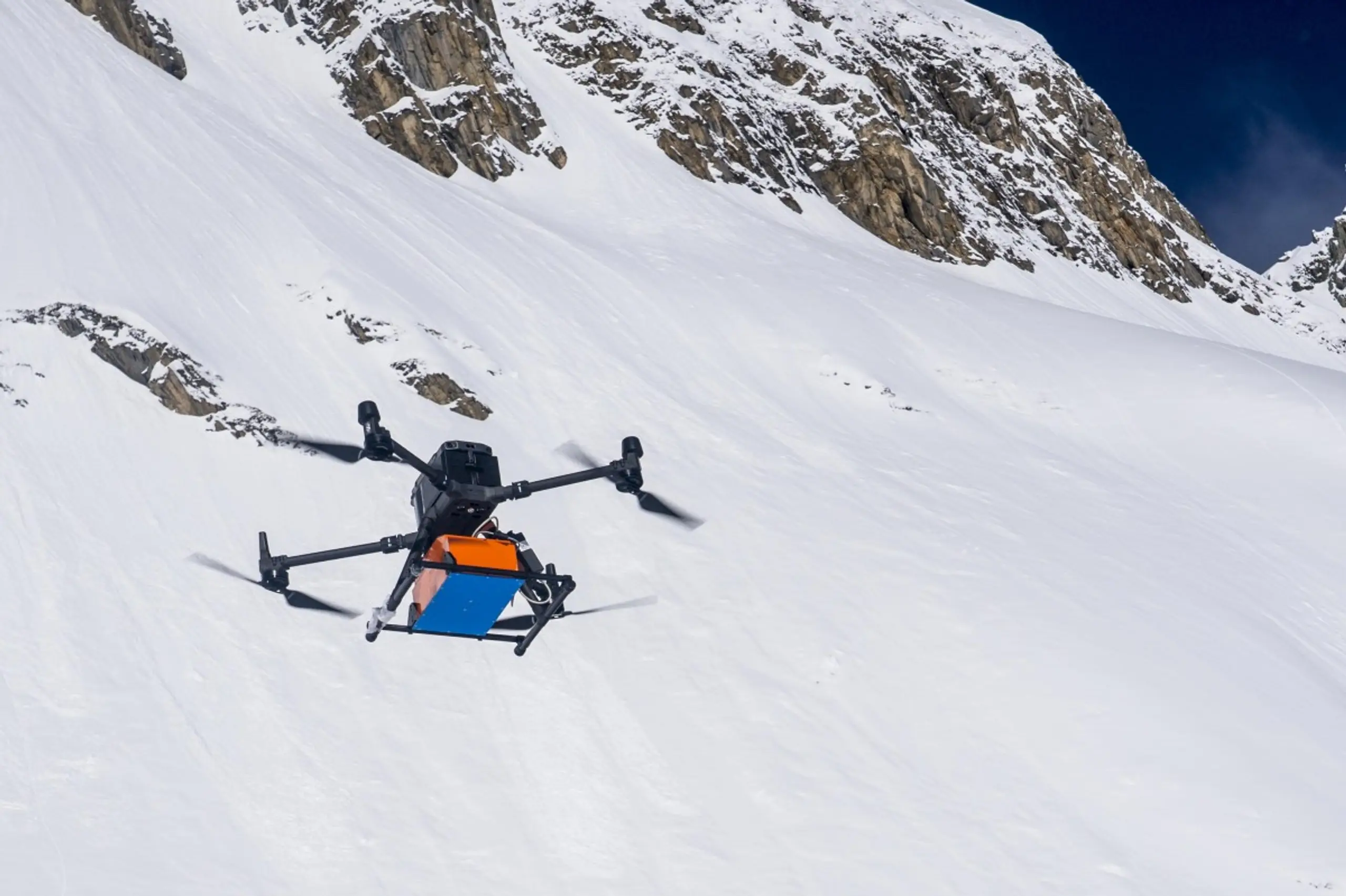 ++ HANDOUT ++ Messungen am Salzburger Kitzsteinhorn im oberen Gletscherbereich