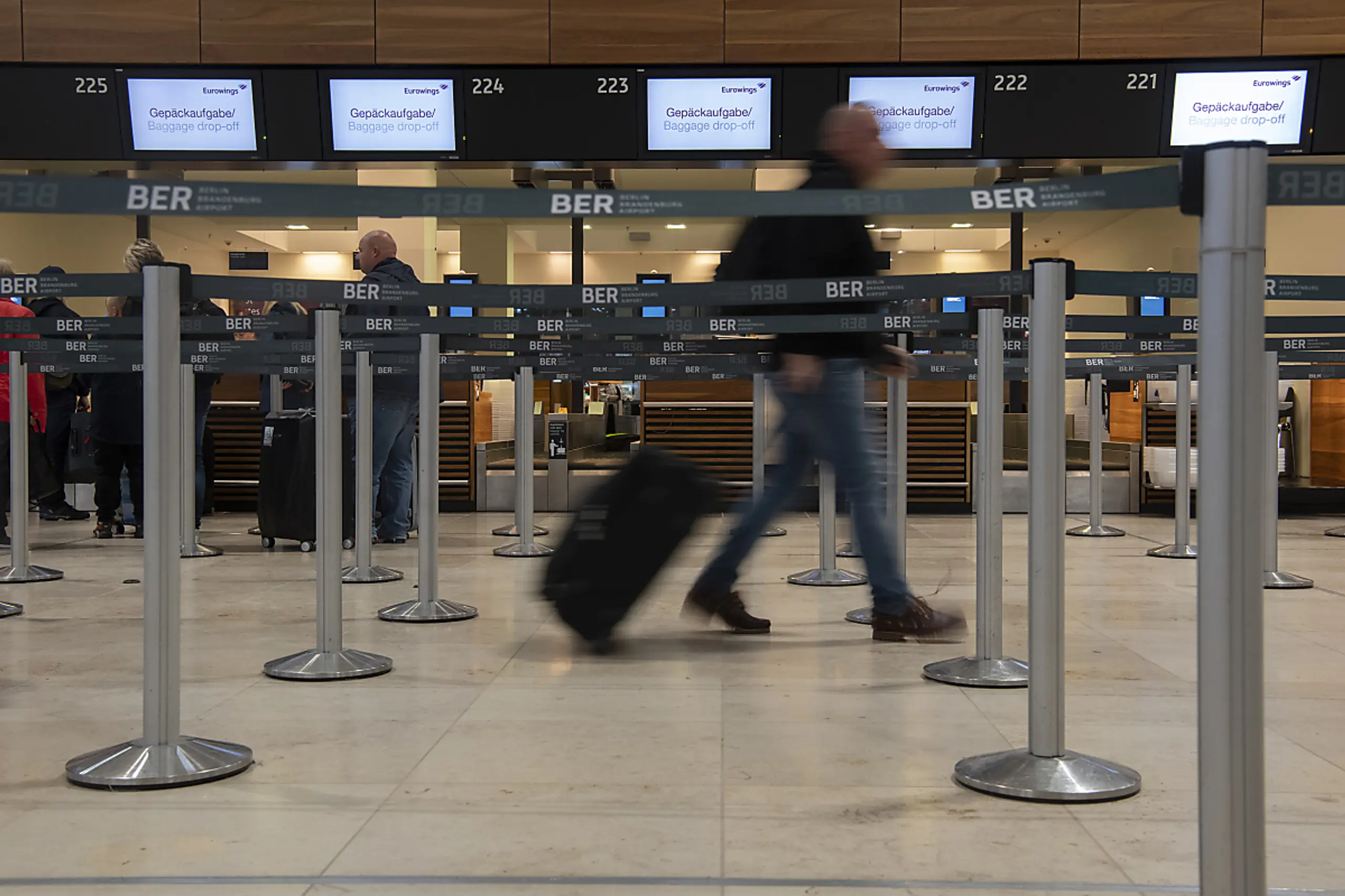 Auch am Flughafen Berlin-Brandenburg wird gestreikt