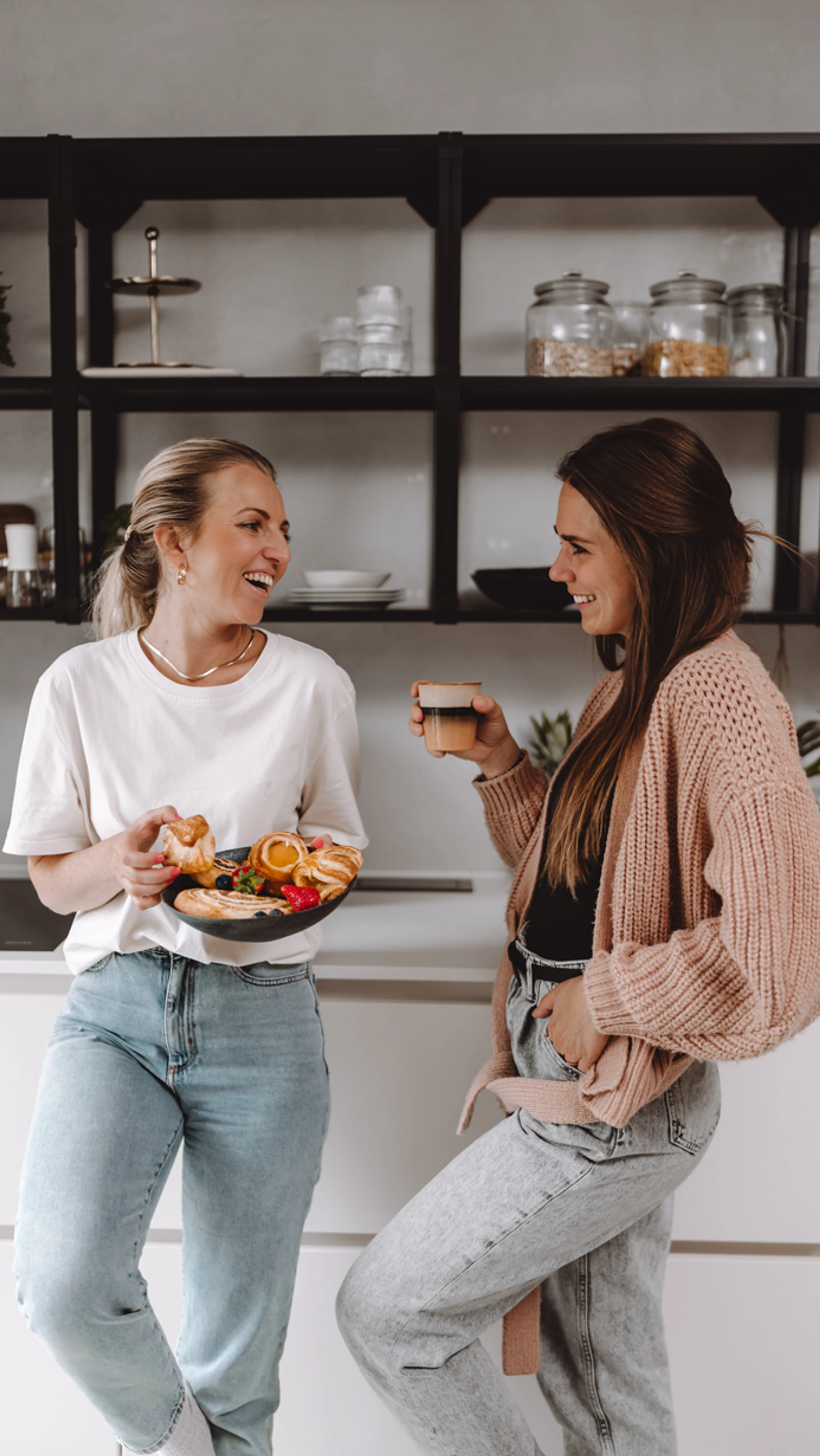 © Resch & Frisch Blurred image background