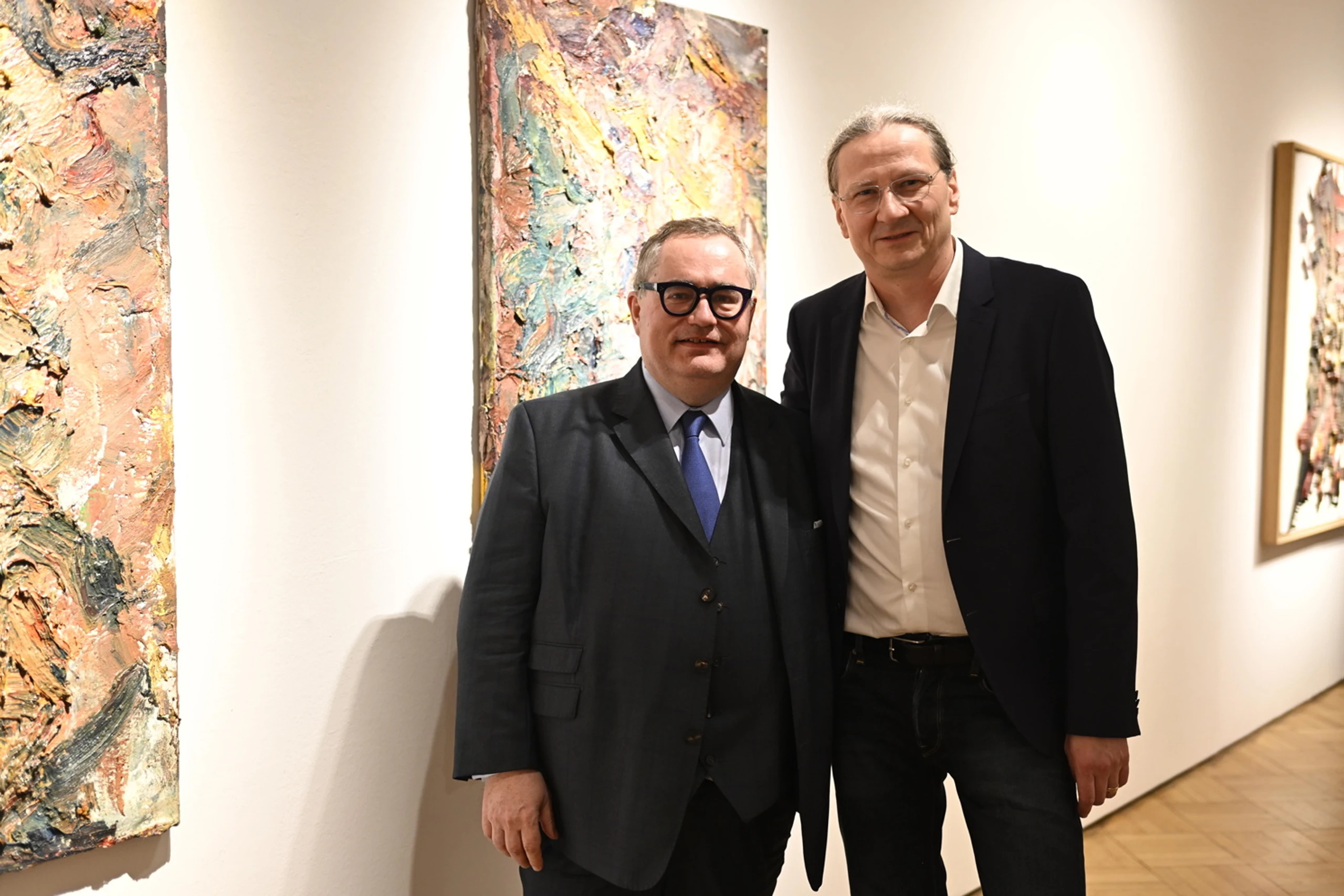 © Patrick Schuster Blurred image background