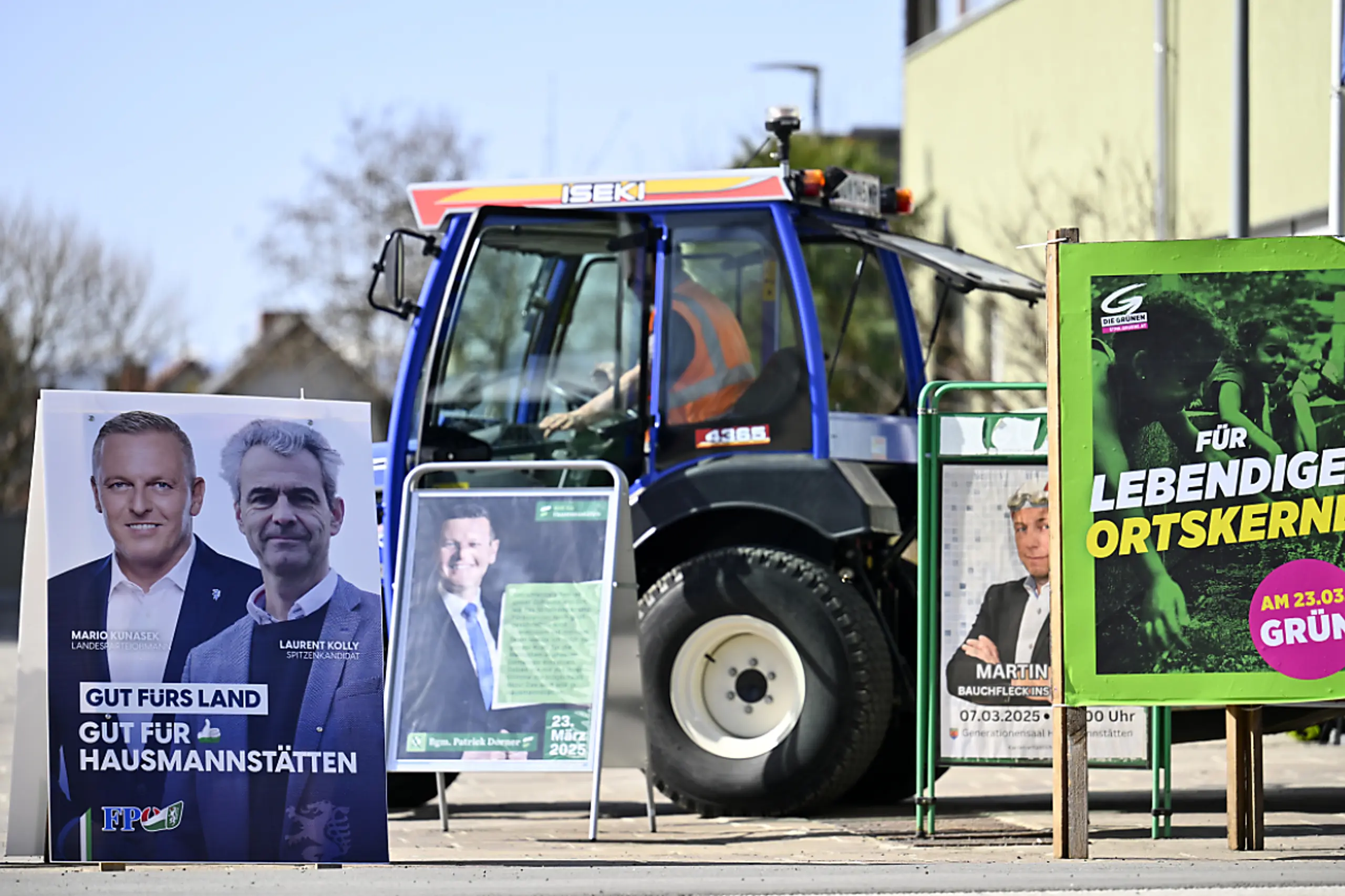 Wahlplakate in Hausmannstätten