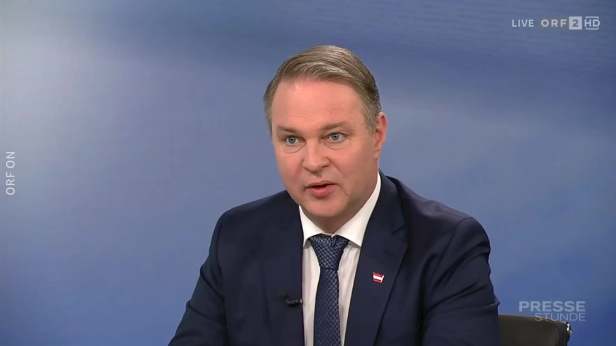 Vizekanzler schreit, wenn „Falter“-Chef ruft