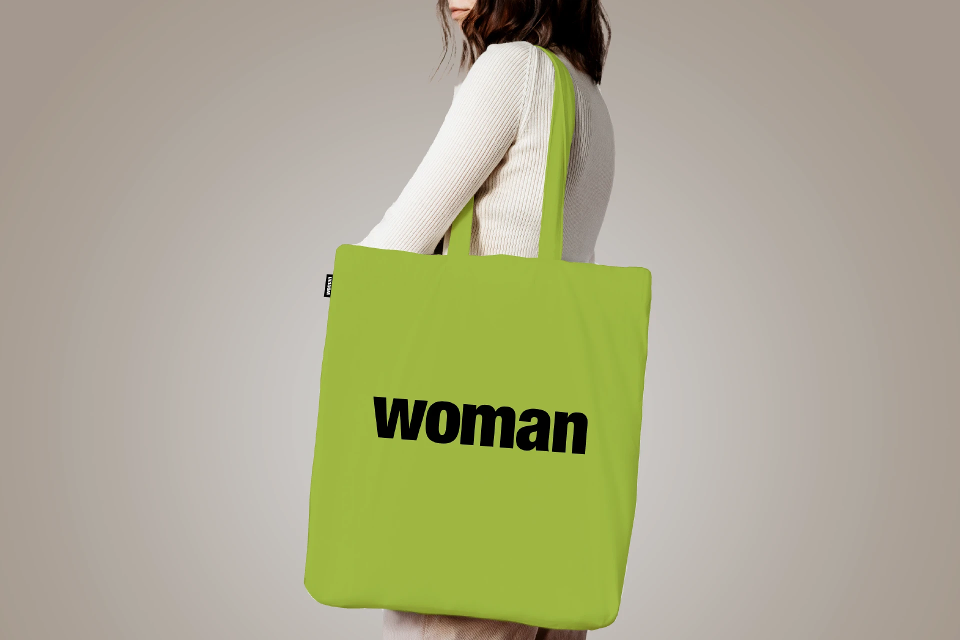 So bekommen Sie die exklusive WOMAN Trend Bag