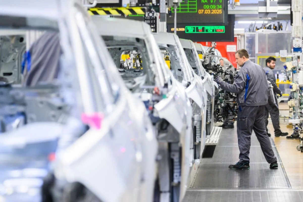 "Anhaltende Seitwärtsbewegung der Industrieproduktion"
