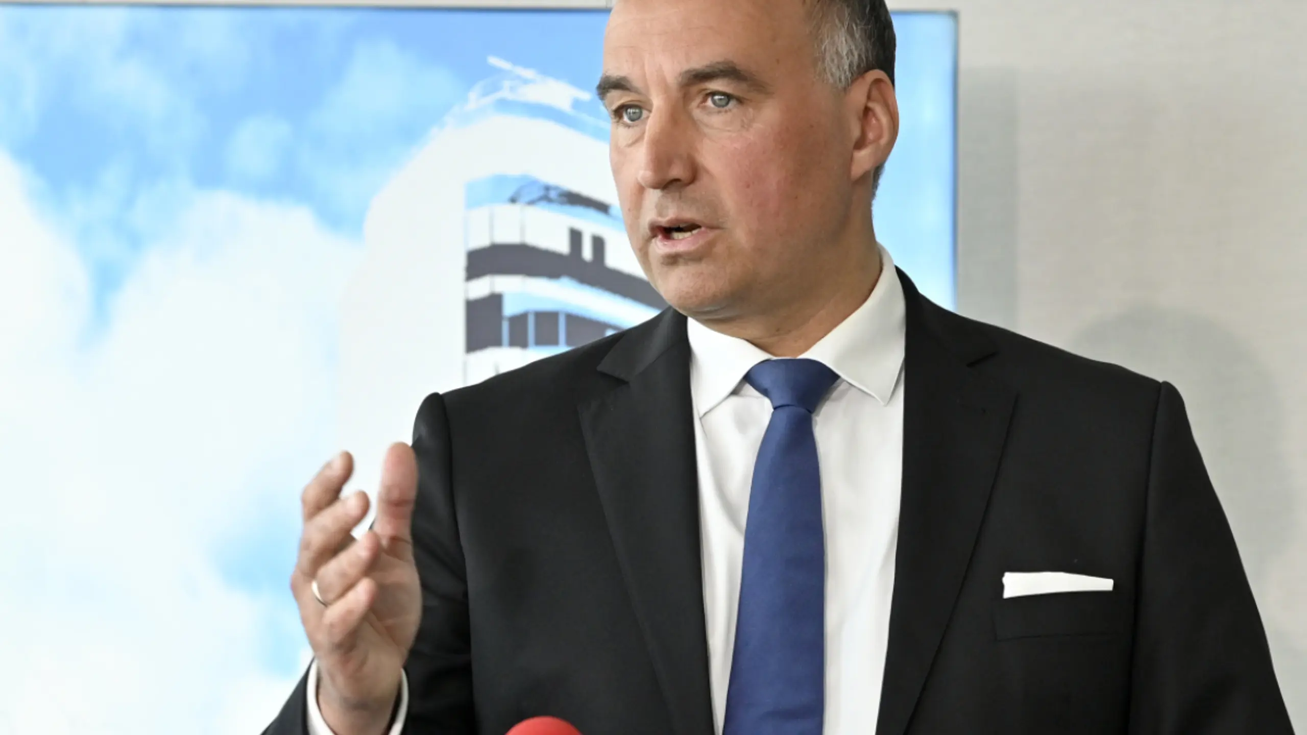 Frequentis-CEO Norbert Haslacher