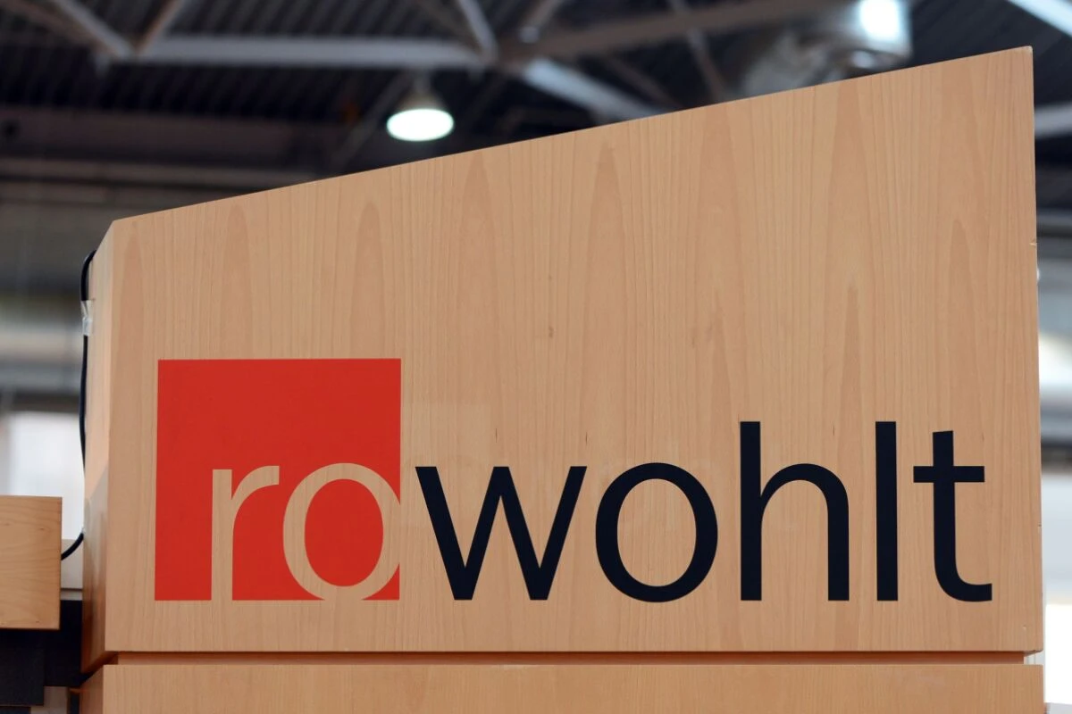 Deutschsprachige Ausgabe von "Shadow Ticket" bei Rowohlt