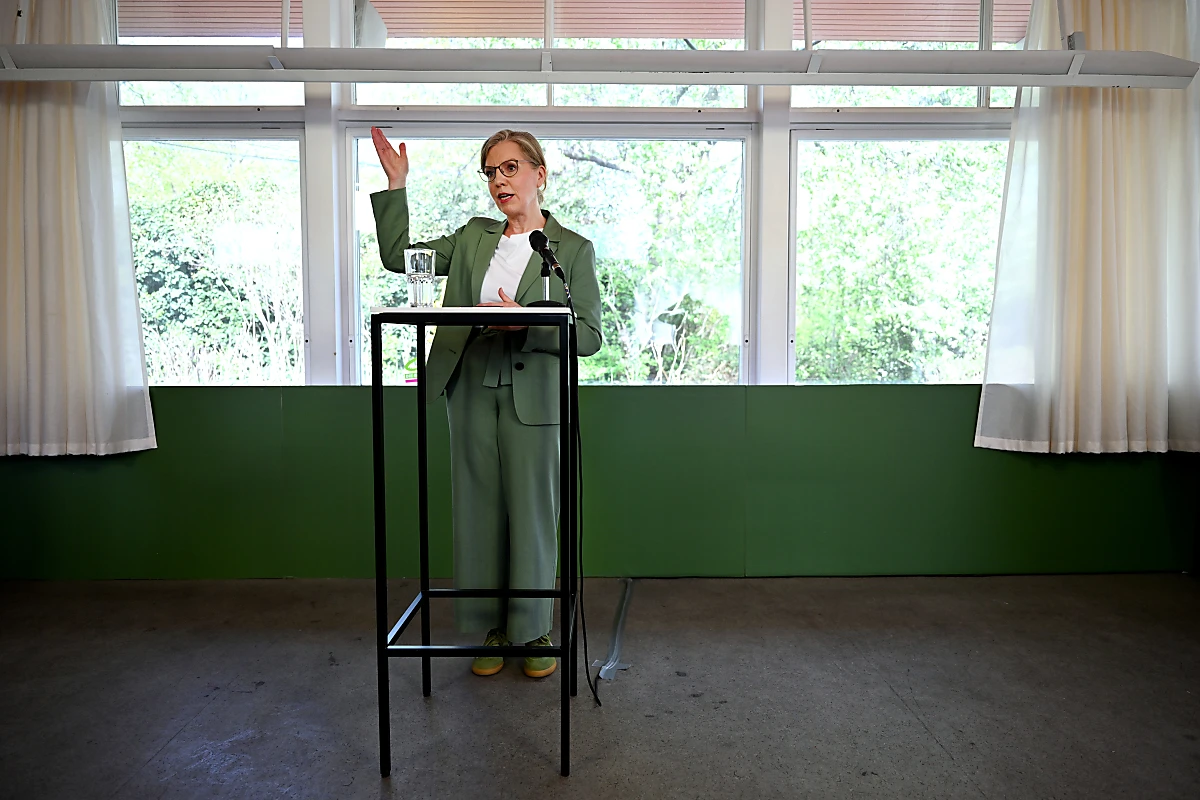 Gewessler zurück am Ort ihres Debüts