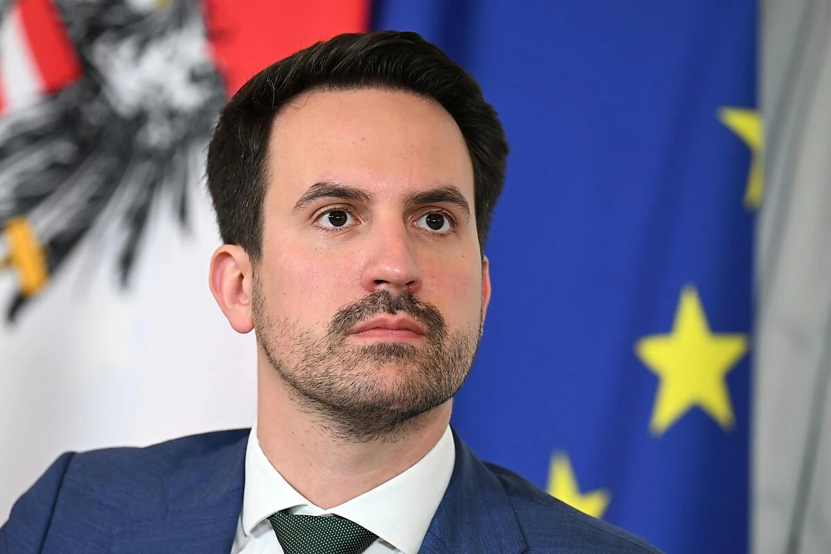Minister will Schulpartnerschaft und Schulautonomie fördern