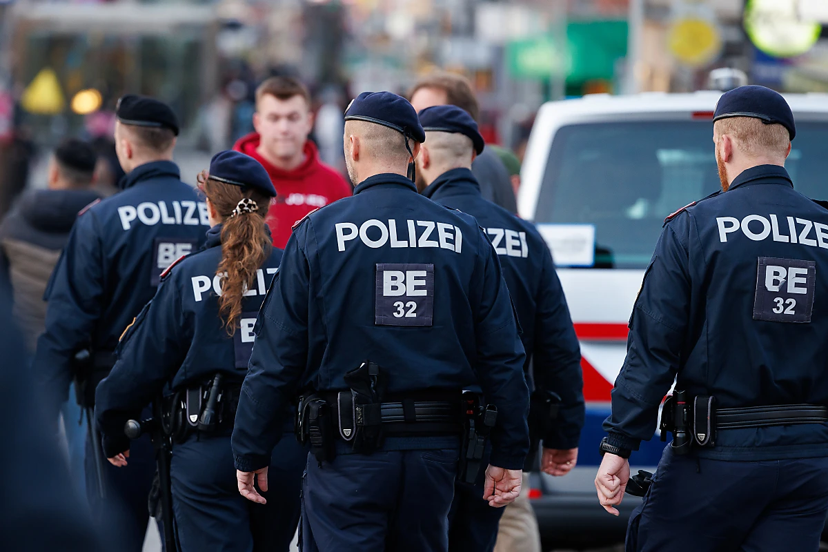 Weiterhin erhöhte Polizeipräsenz wegen zweithöchster Terrorwarnstufe