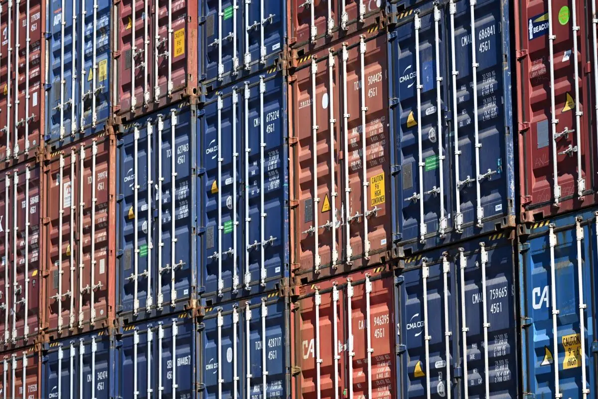 Container über Container - Zölle über Zölle: Jetzt wohl einmal Pause