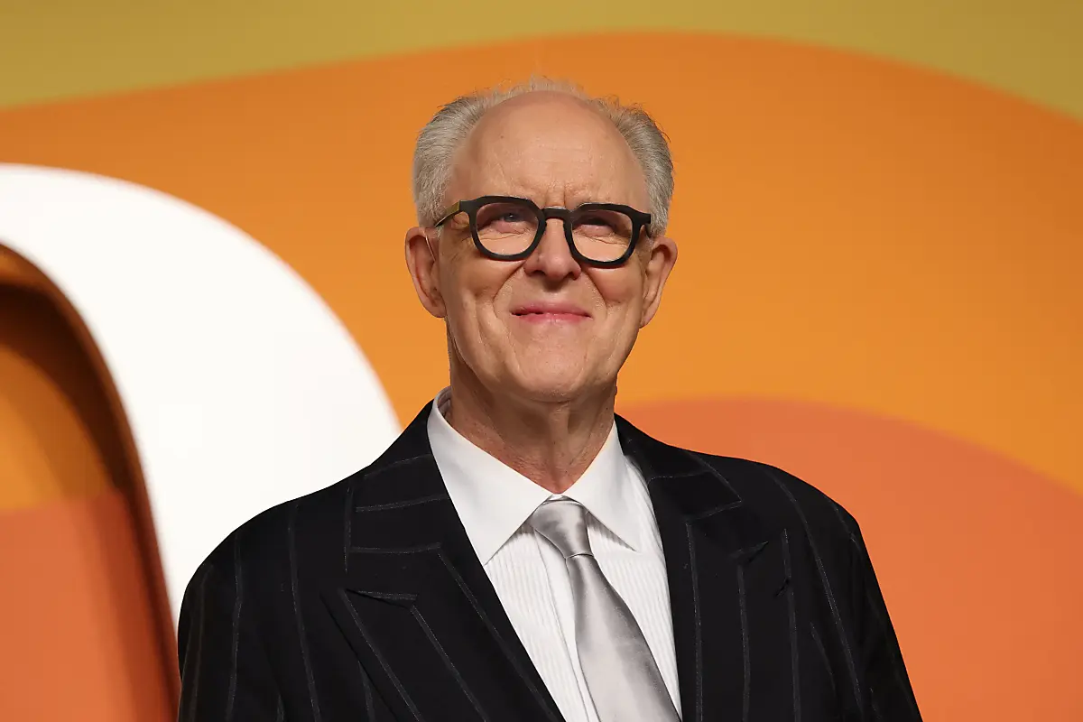 John Lithgow spielt Albus Dumbledore