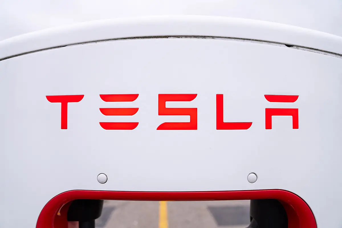 Musk will sich künftig wieder mehr um Tesla kümmern