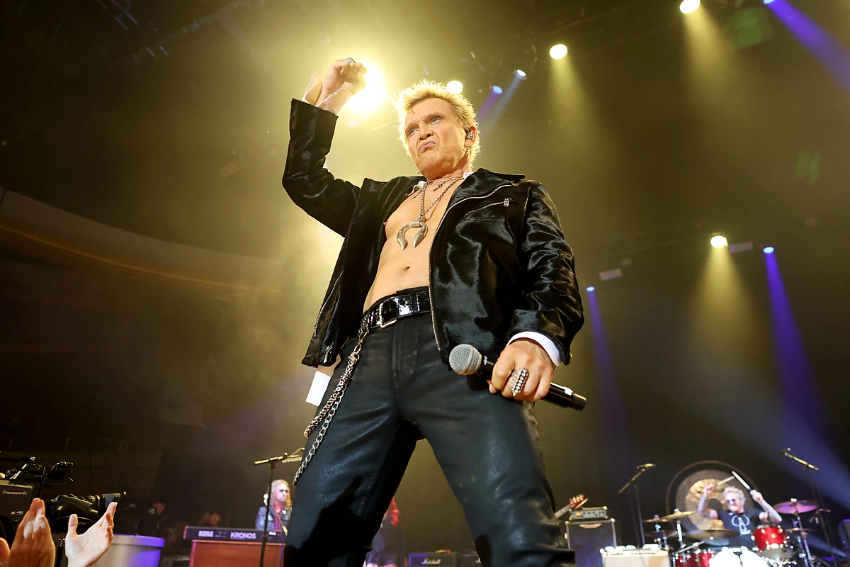 Billy Idol bringt sein neues Album mit
