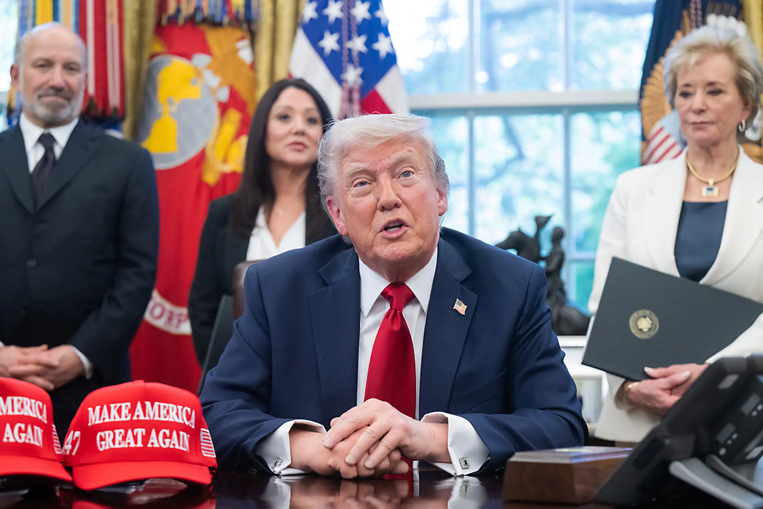 Eine Einigung mit Selenskyj sei "schwieriger", sagt Trump