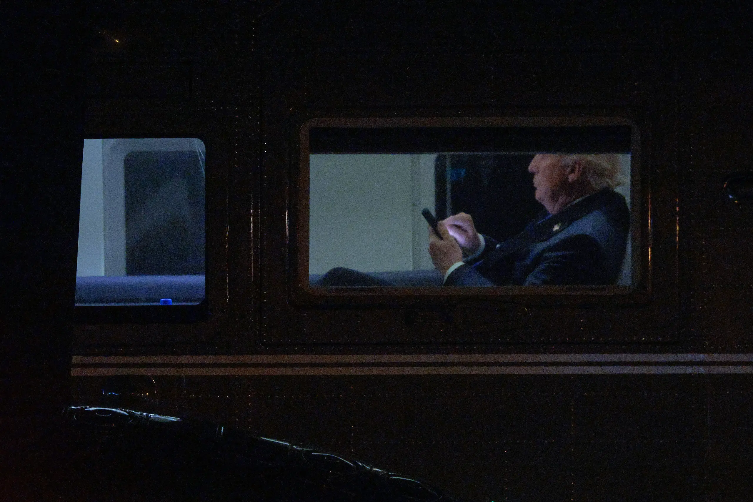 Schlaglichter: Donald Trump und sein iPhone
