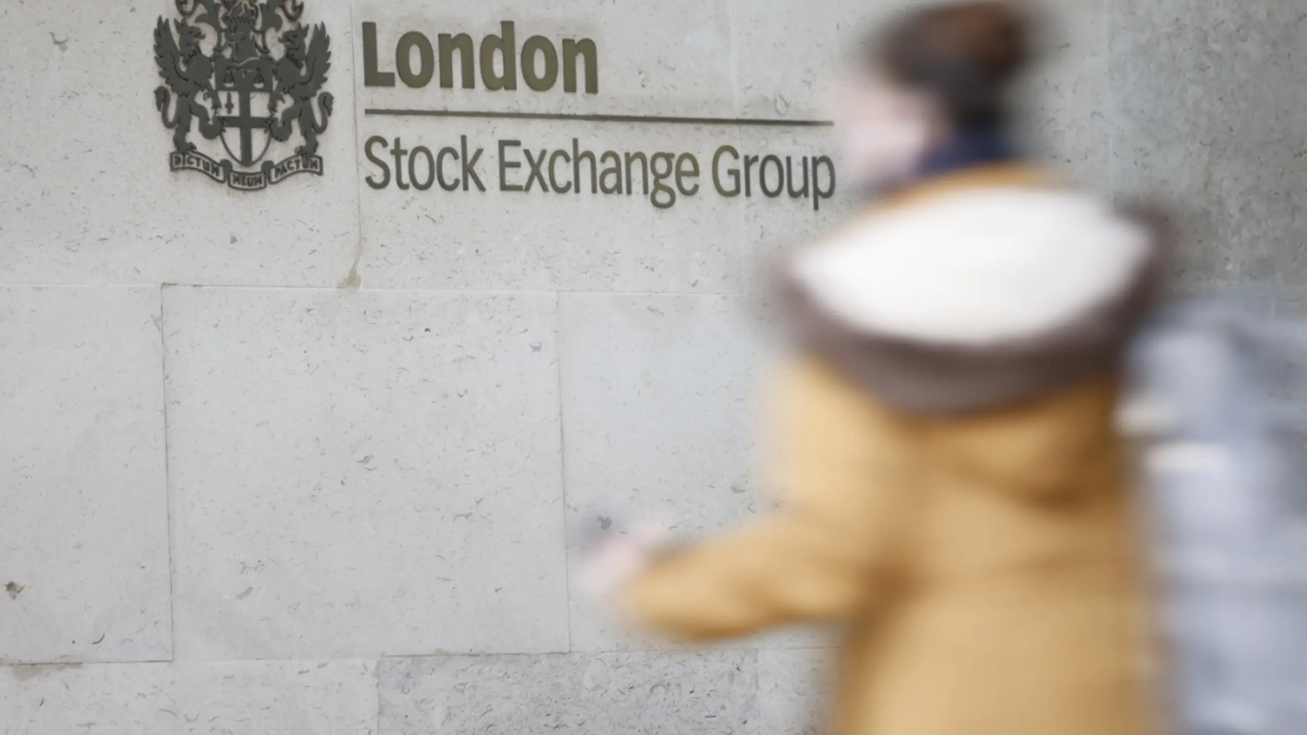 Nur Euro-Stoxx-50 knapp behauptet