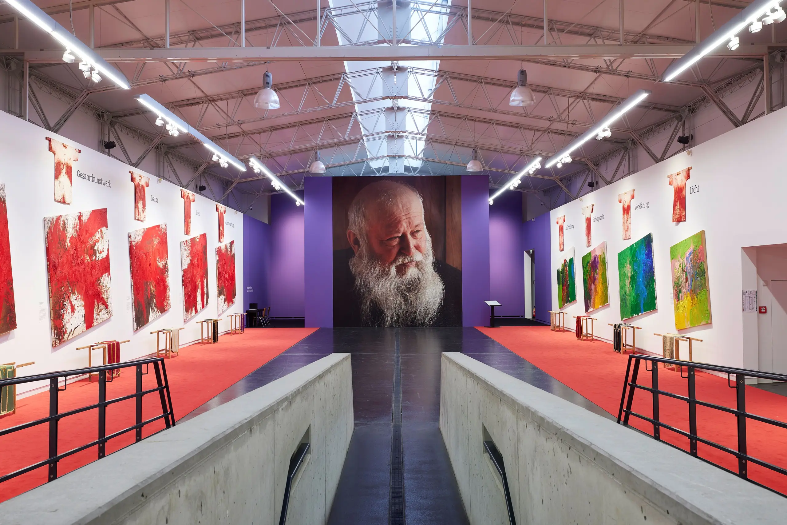 Karlheinz Essl präsentiert Ausstellungskatalog „Mein Nitsch“ im nitsch museum Mistelbach