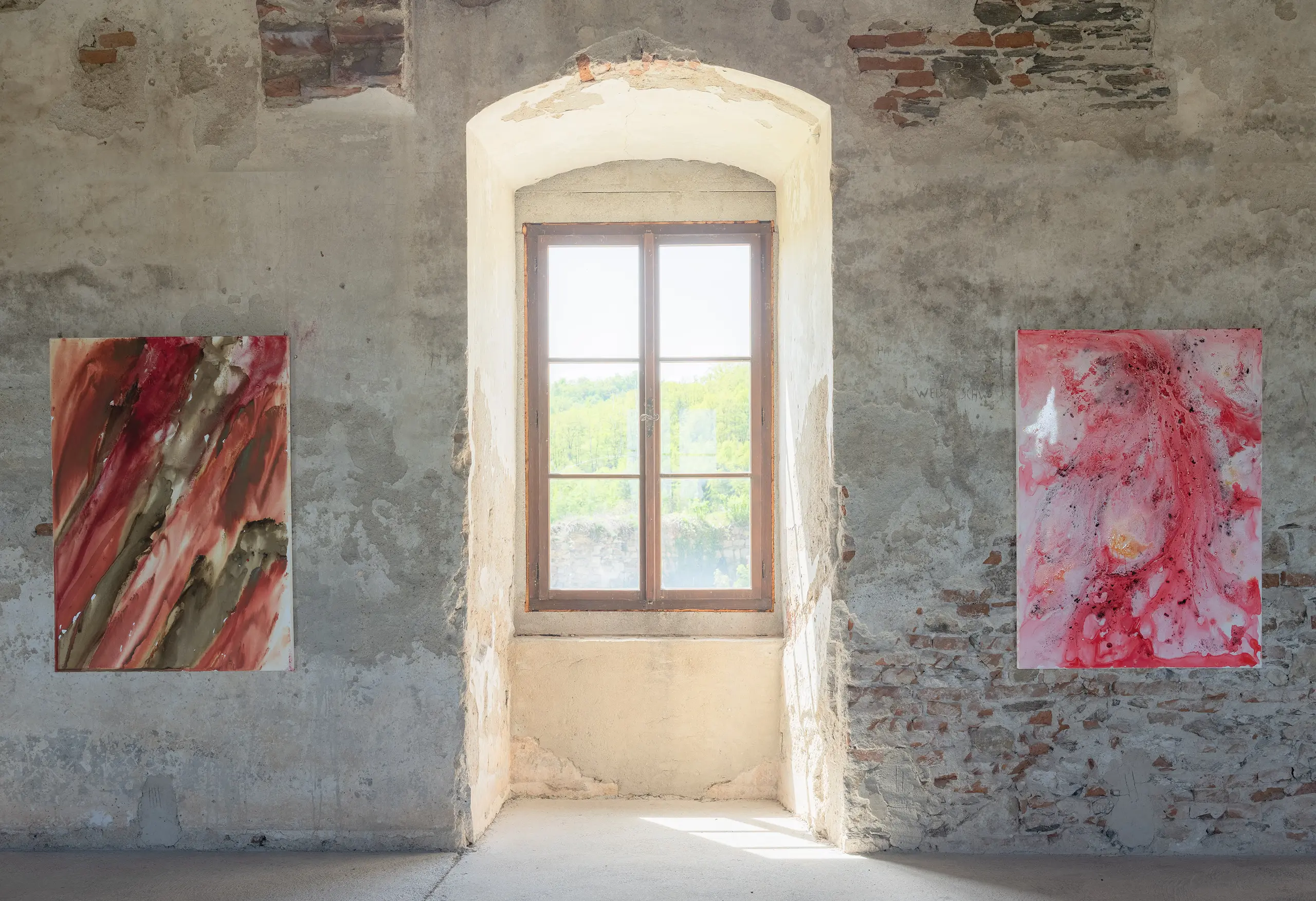 © Michael Nagl Blurred image background
