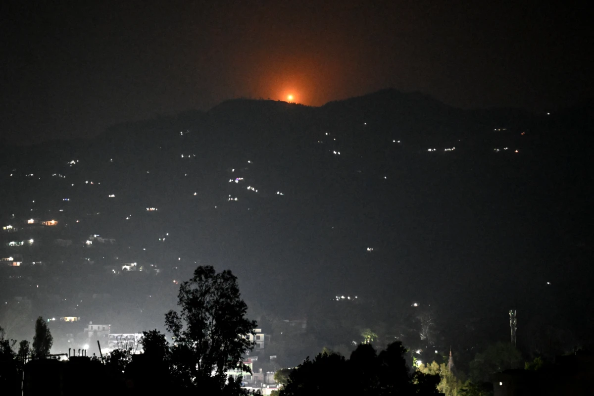 Mehrere Explosionen zu hören