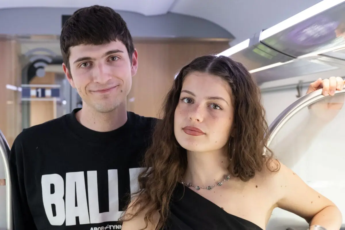 Abor und Tynna auf dem Weg nach Basel