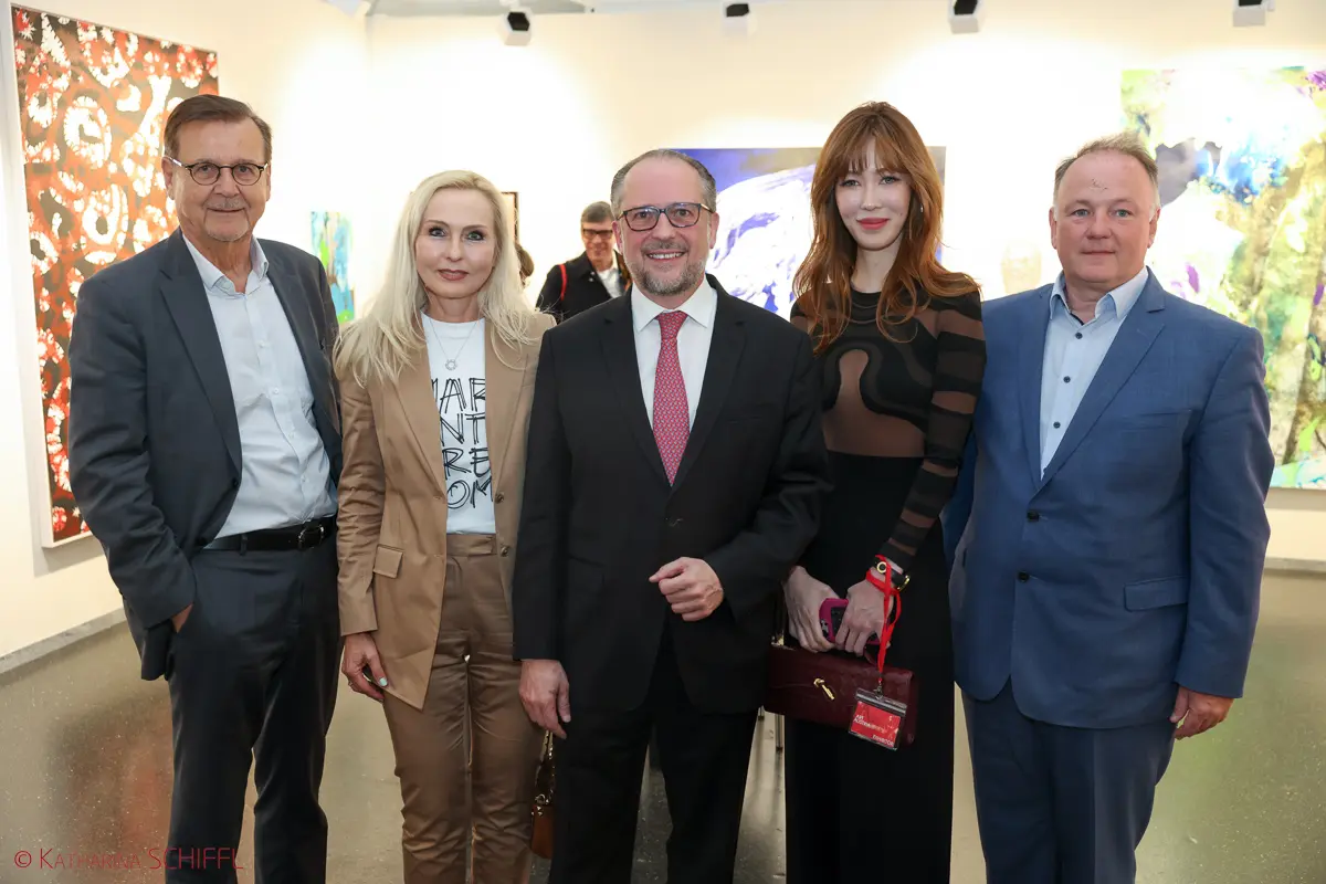Art Austria 2025 eröffnet mit großem Andrang und internationaler Strahlkraft
