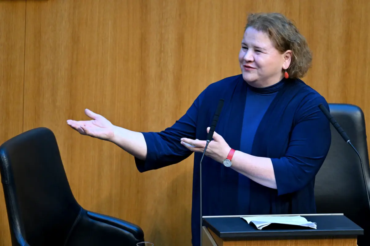 Sozial- und Gesundheitsministerin Korinna Schumann (SPÖ)