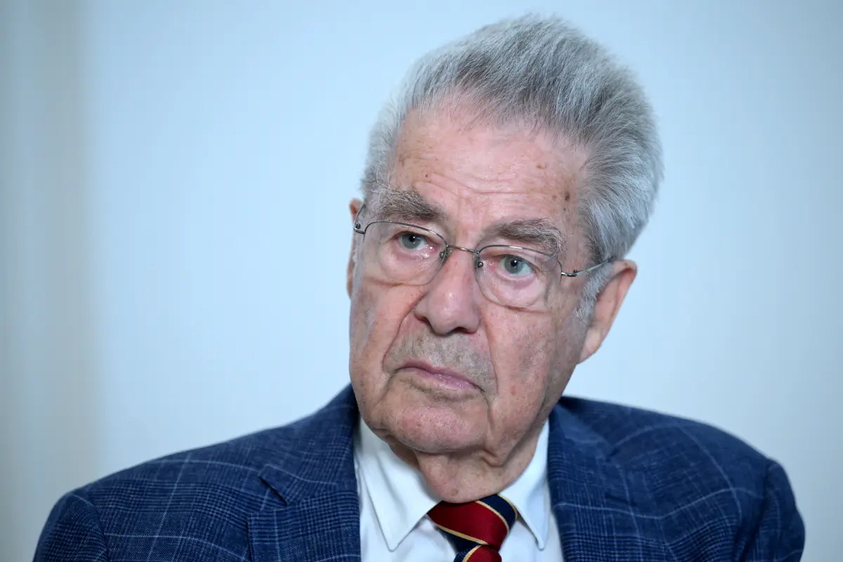 Fischer sieht in Verzicht auf Neutralität auch großen Prestigeverlust