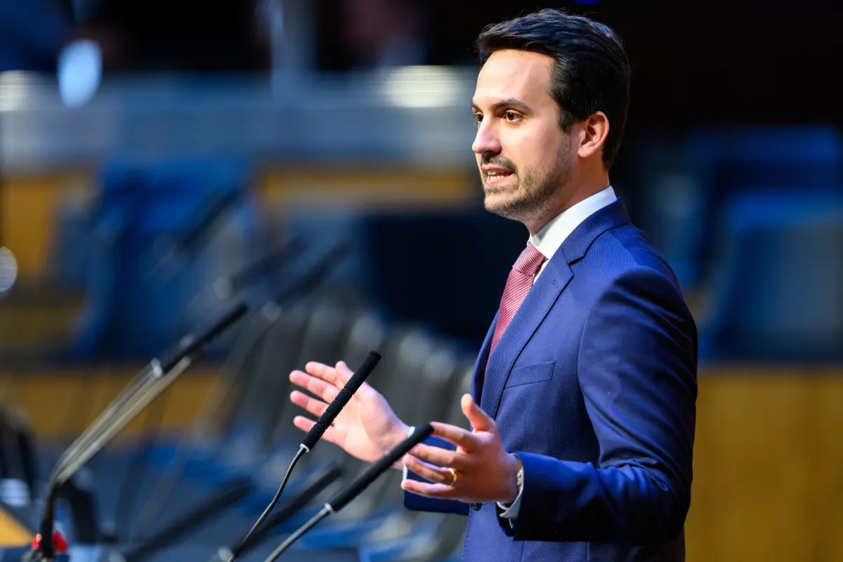Österreich ist von Bildungsminister Christoph Wiederkehr (NEOS) vertreten