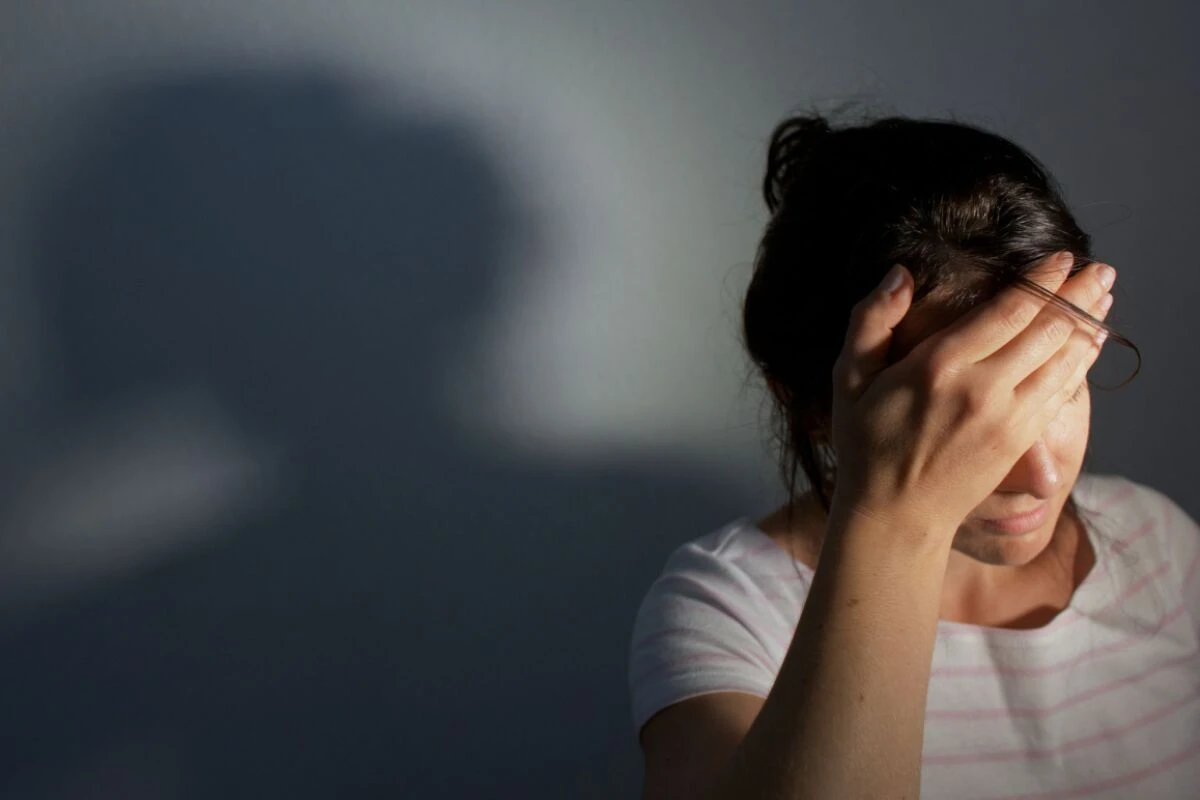 ++ ARCHIVBILD ++ Mehr Frauen als Männer leiden an Kopfschmerzen