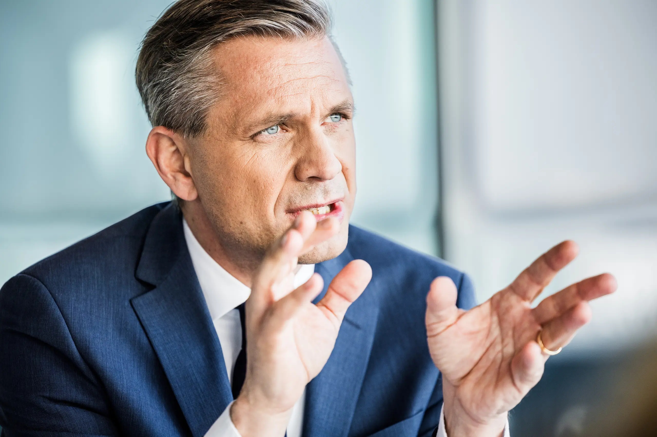 Strompreis: Wirtschaftsminister vertröstet Industrie