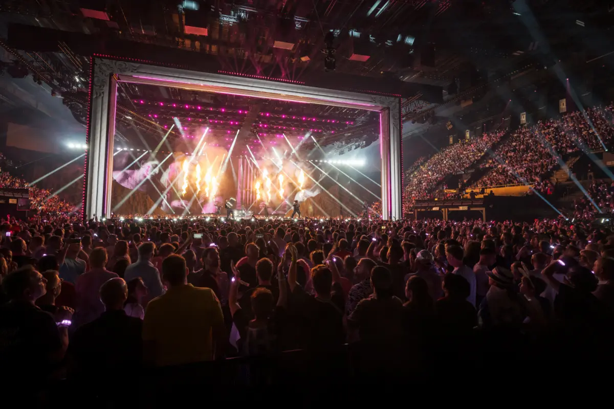 Die Halle des ESC kocht bereits über