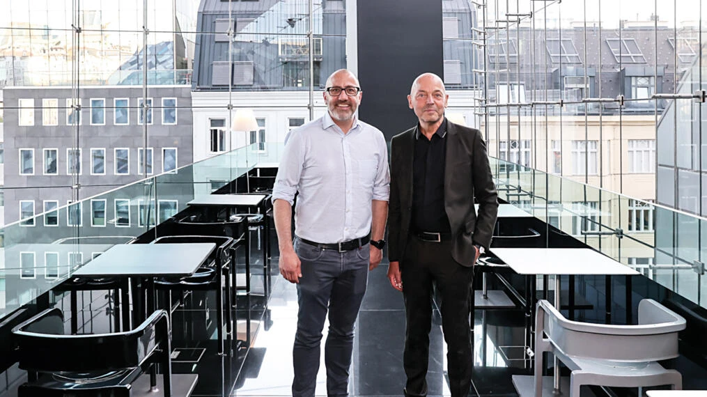 Hella Architektur Club diskutiert: Warum treffen Bauherren irrationale Kaufentscheidungen?