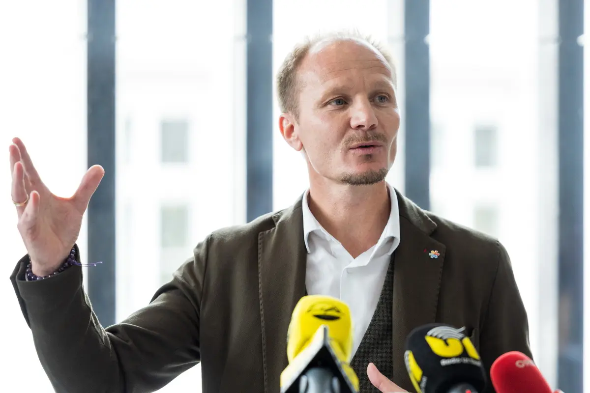Anzengruber und seine Kollegen stellen Forderungen an die Regierung